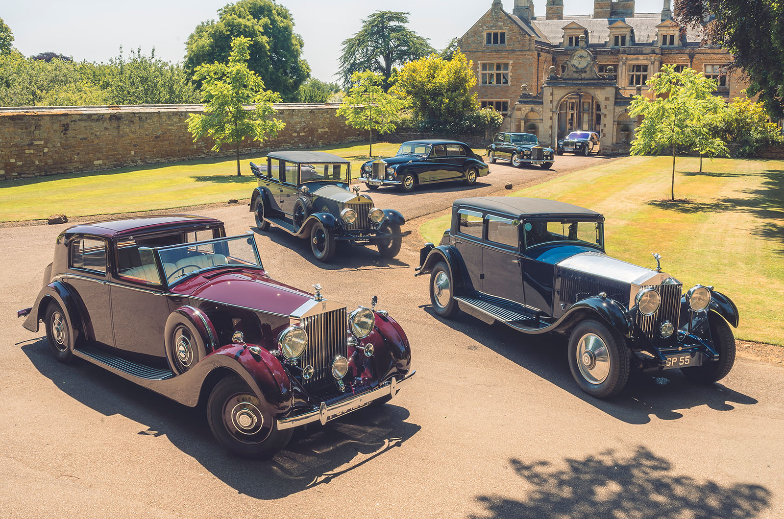 Classic & Sports Car – Rolls-Royce Phantom: 100 years at the top