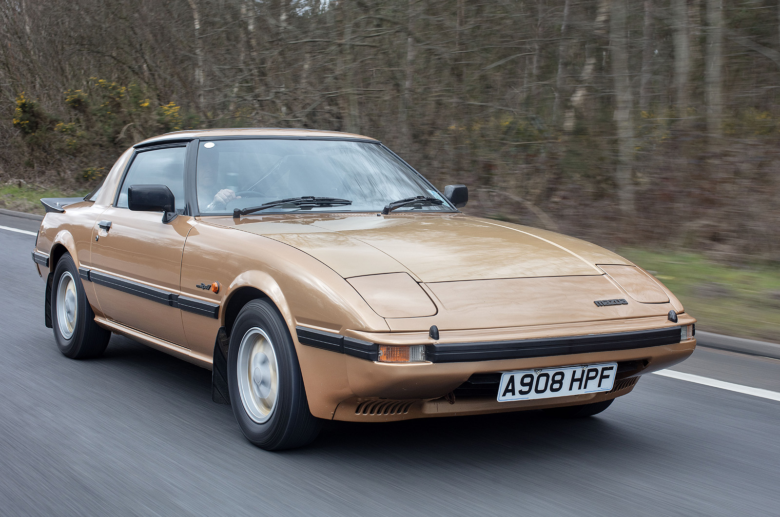 Classic & Sports Car – Buyer’s guide: Mazda RX-7