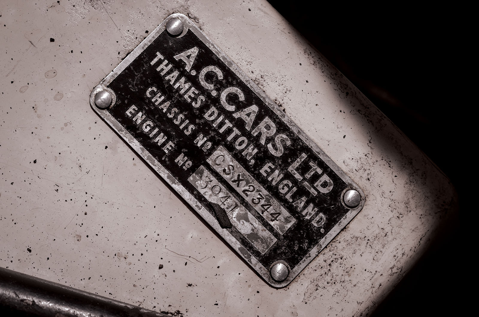 Classic & Sports Car – AC Cobra 289: return of the space cowboy