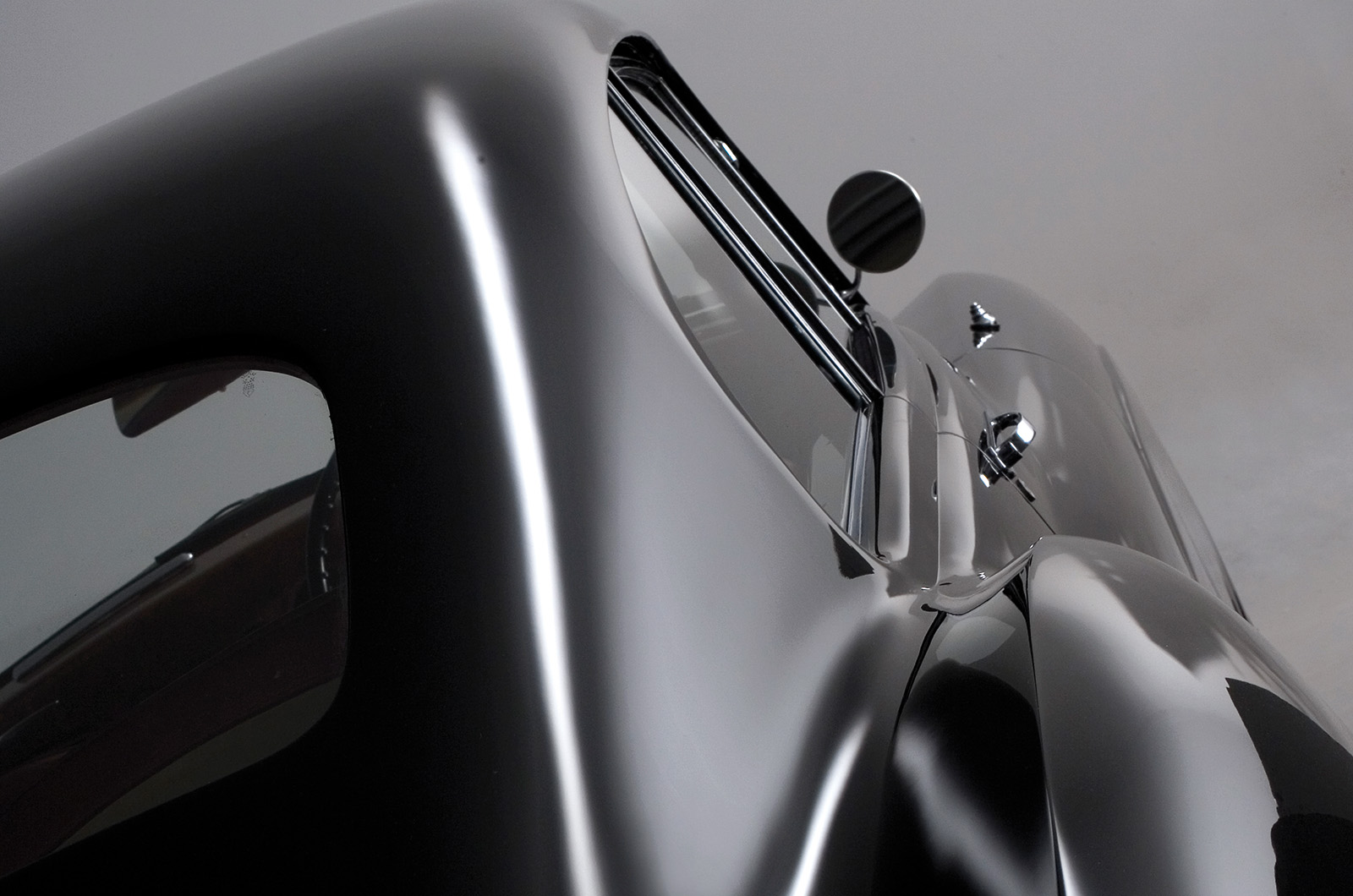 Classic & Sports Car – Bentley R-type Continental: elegance in excelsis