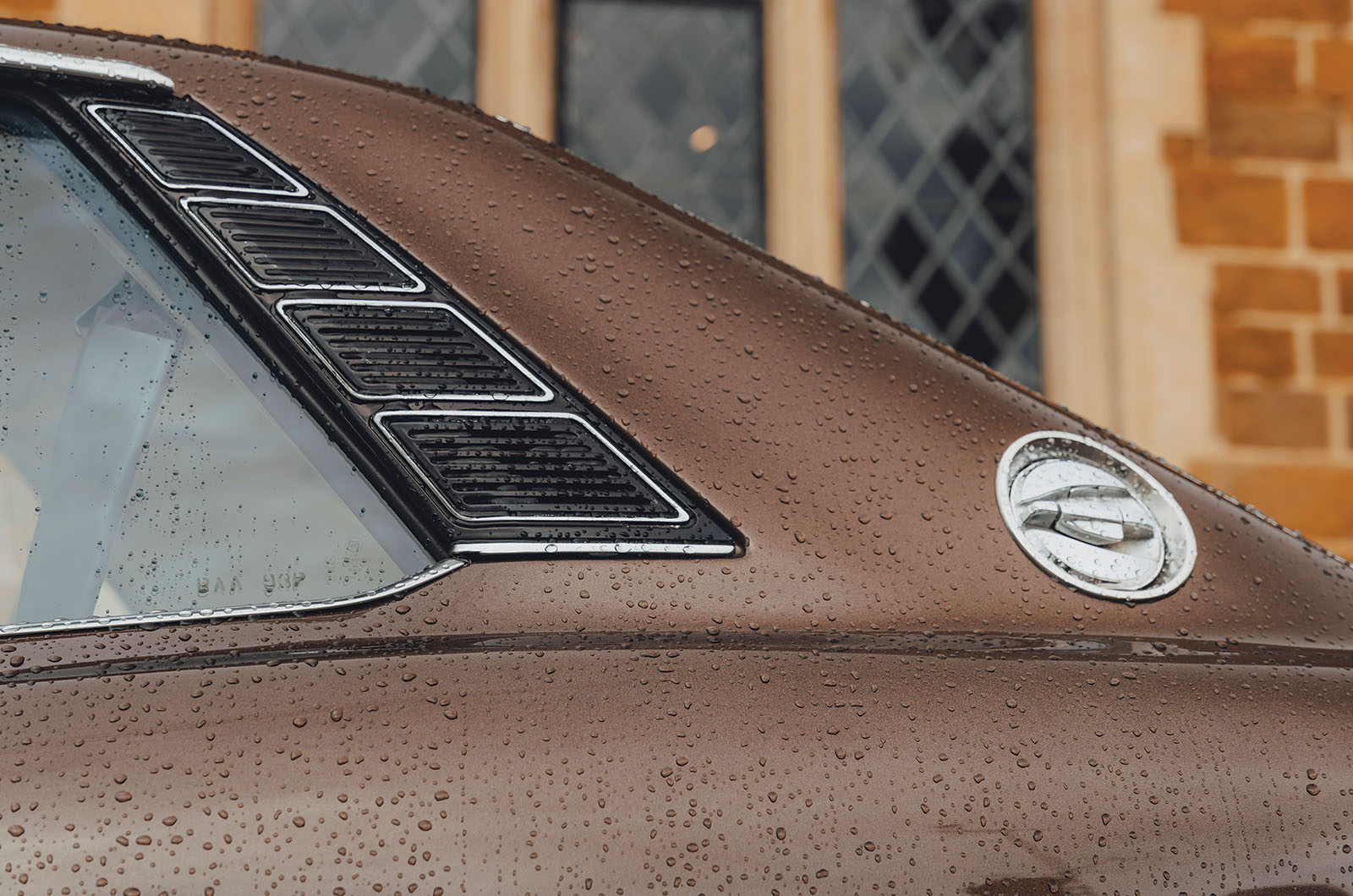 Classic & Sports Car – Ford Capri II vs Toyota Celica vs Vauxhall Firenza: style on a budget