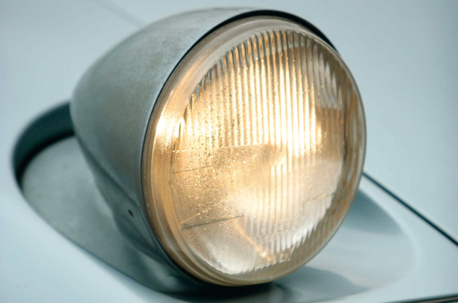 Classic & Sports Car – Porsche 928: technical knockout