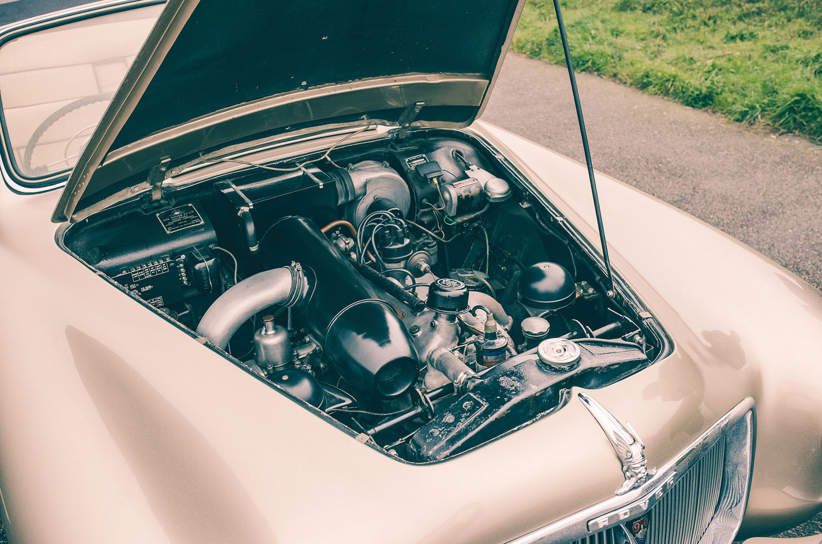 Classic & Sports Car – Rover 90: Pinin Farina and Mulliner’s unique cabriolet