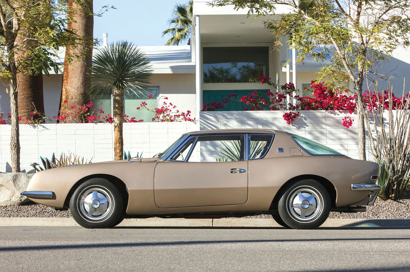 Classic & Sports Car – Studebaker Avanti: back to the future