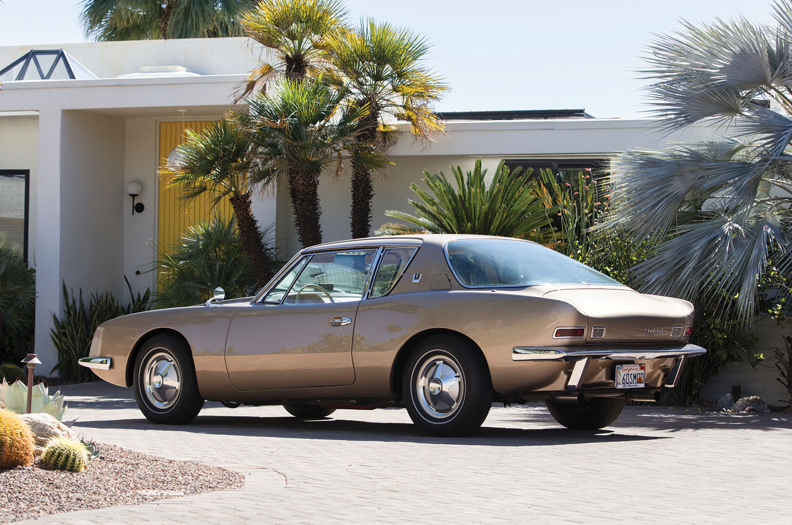 Classic & Sports Car – Studebaker Avanti: back to the future
