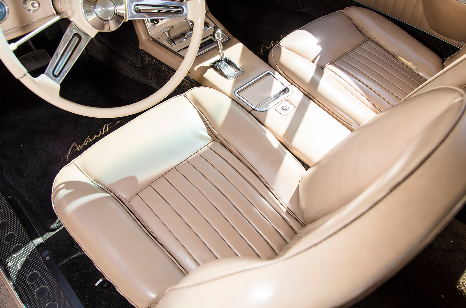 Classic & Sports Car – Studebaker Avanti: back to the future