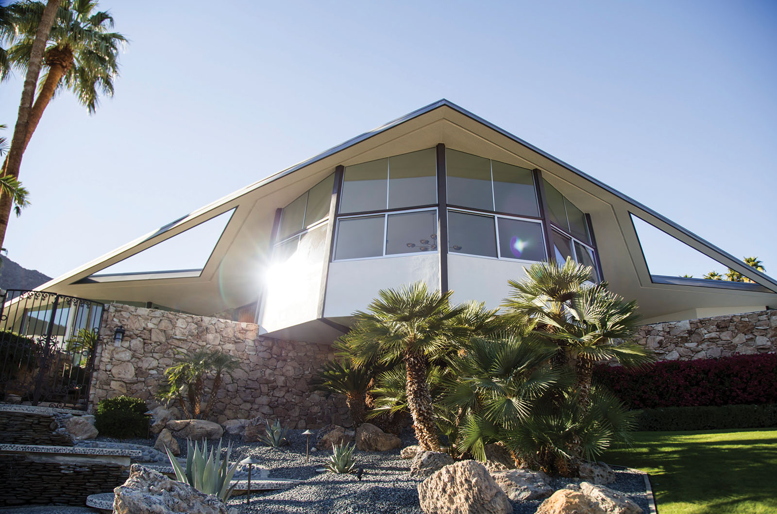 Classic & Sports Car – Studebaker Avanti: back to the future