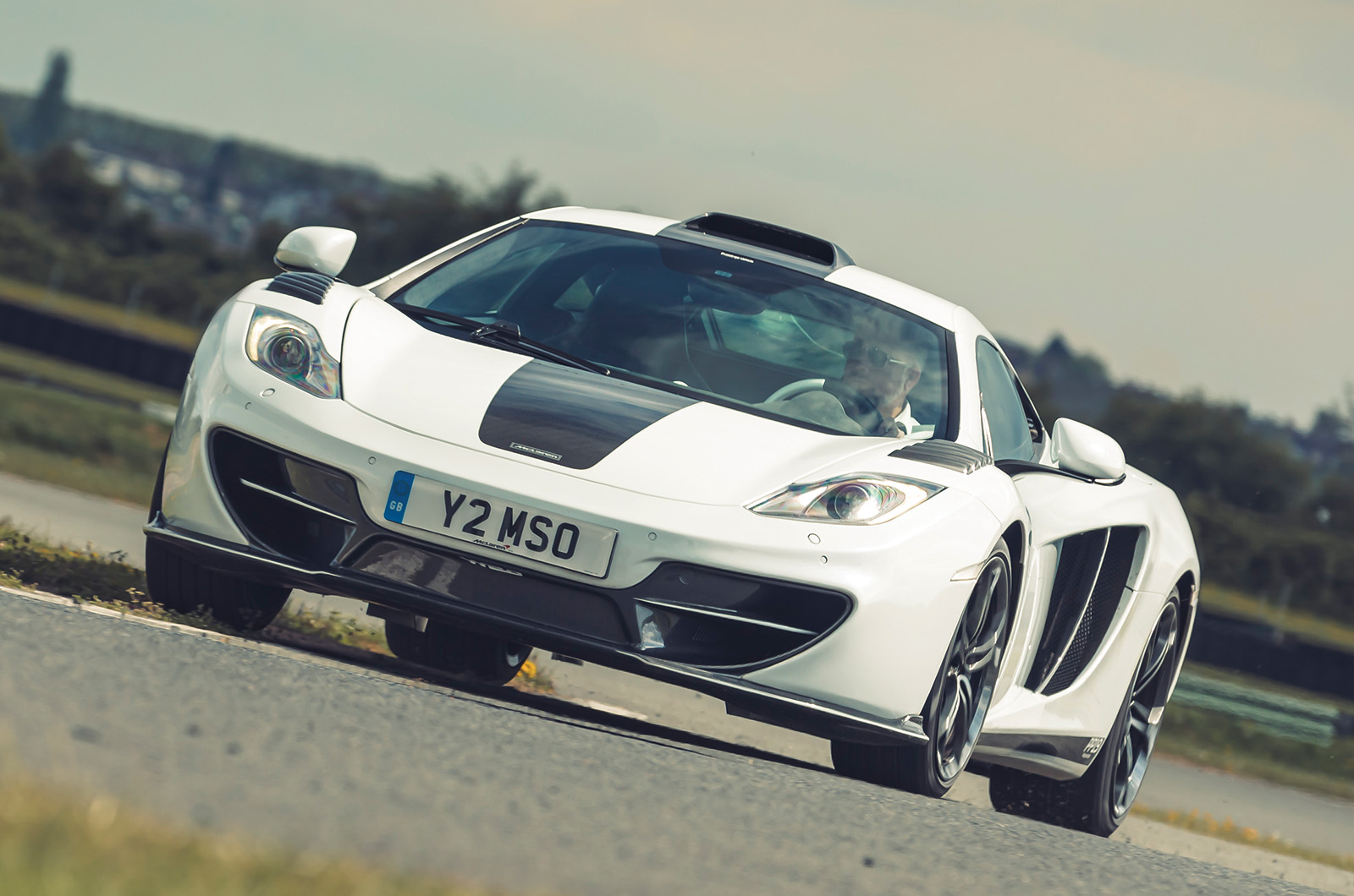 Classic & Sports Car – Best of British V8s: a royal rumble