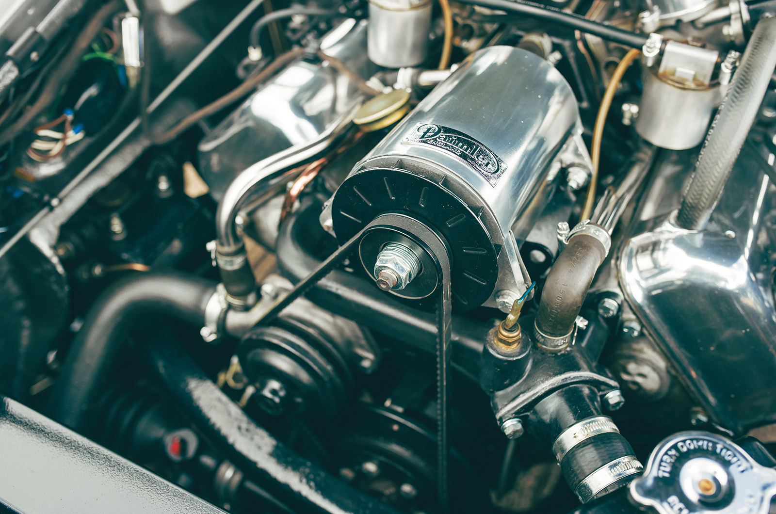 Classic & Sports Car – Best of British V8s: a royal rumble