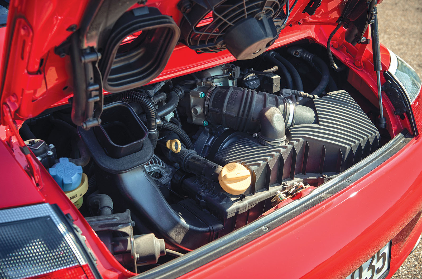 Classic & Sports Car – Porsche 911 targas: lifting the lid