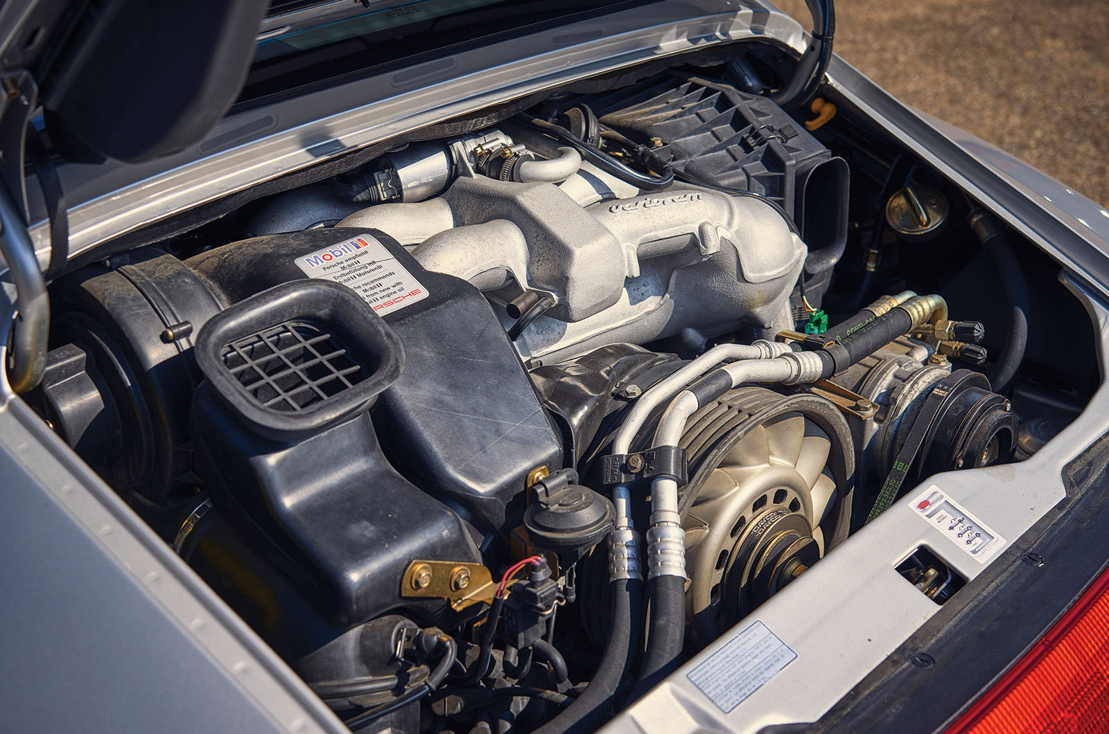 Classic & Sports Car – Porsche 911 targas: lifting the lid