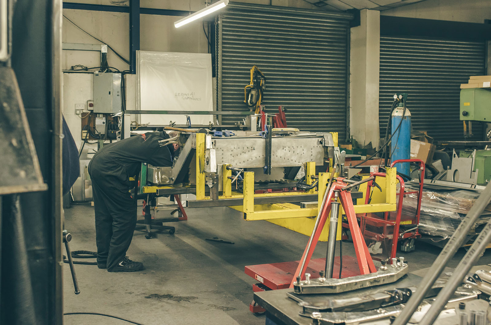 Classic & Sports Car – The specialist: R&J Simpson Engineering