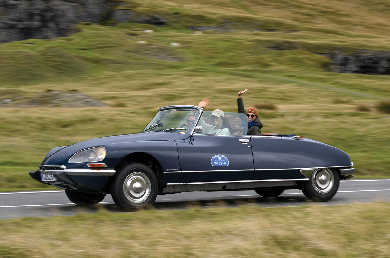 Classic & Sports Car – Concours classics in Wales: glamour on the go