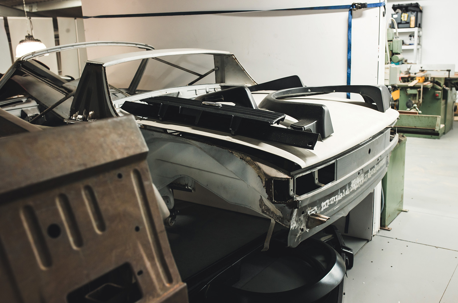 Classic & Sports Car – The specialist: Pristine Panel Work