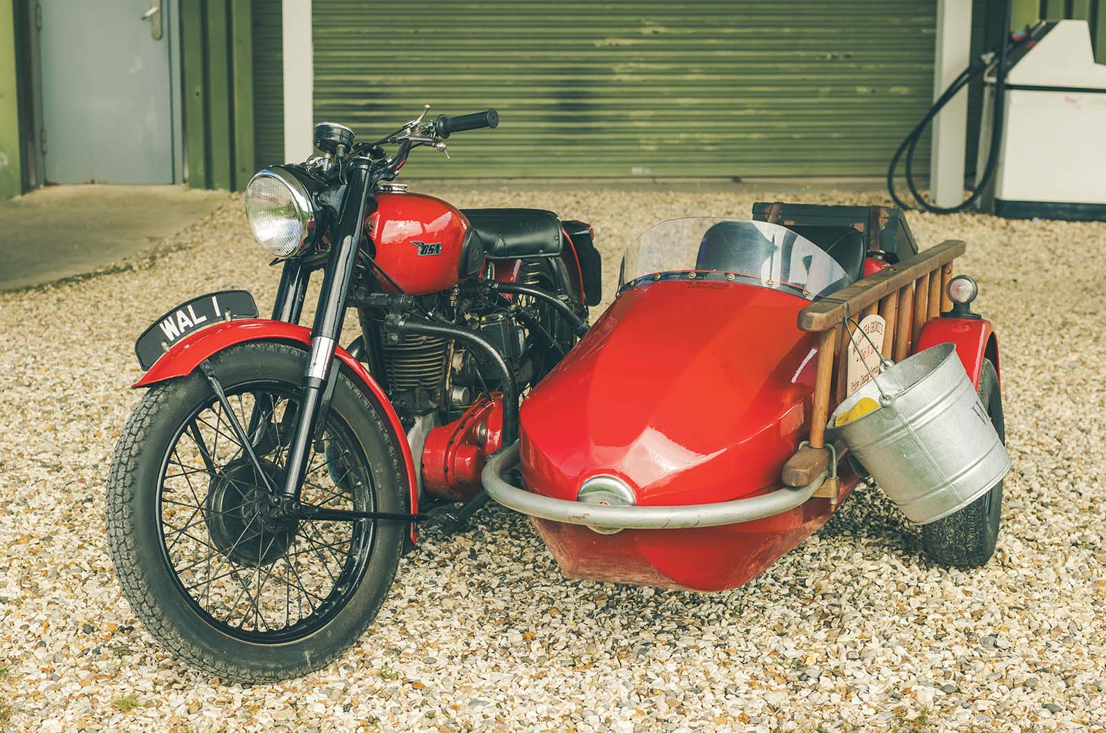 Classic & Sports Car – Wallace & Gromit’s Austin A35: a labour of loaf