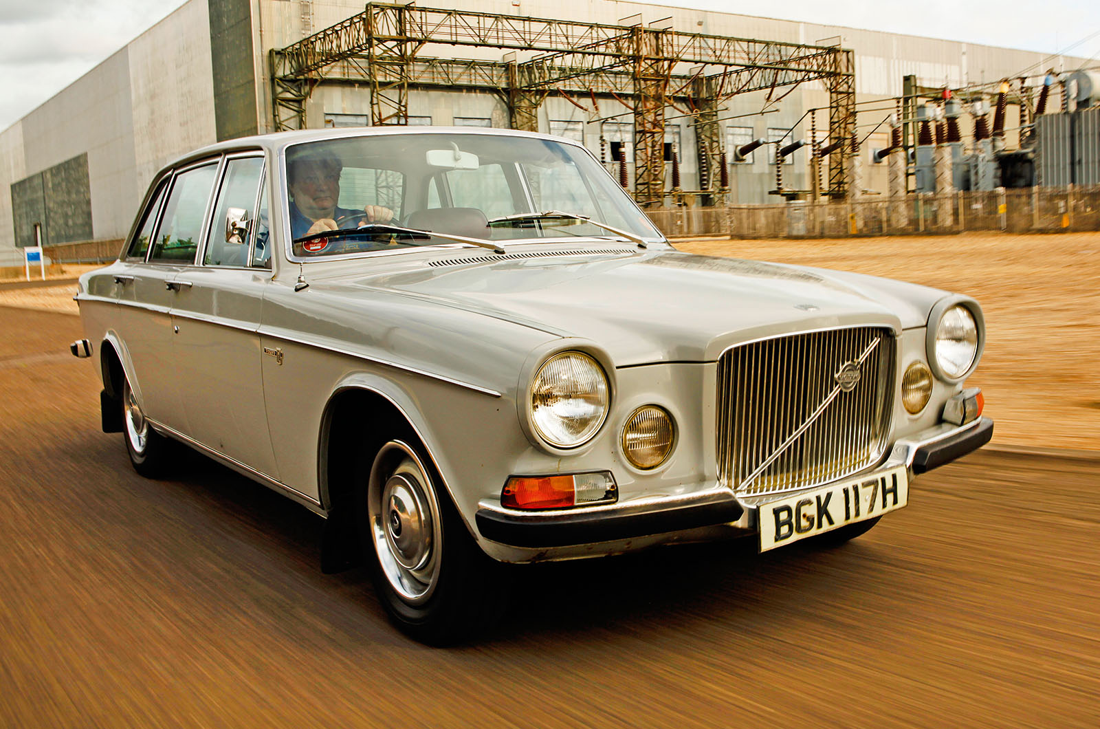 Classic & Sports Car – Ford, Triumph, Volvo, Rover, Audi, Datsun, Wolseley and Vauxhall: barge poll