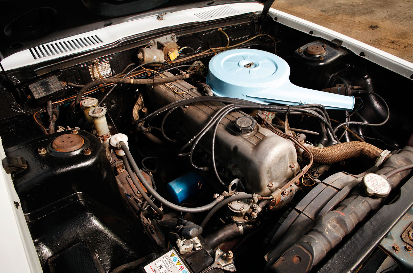 Classic & Sports Car – Ford, Triumph, Volvo, Rover, Audi, Datsun, Wolseley and Vauxhall: barge poll