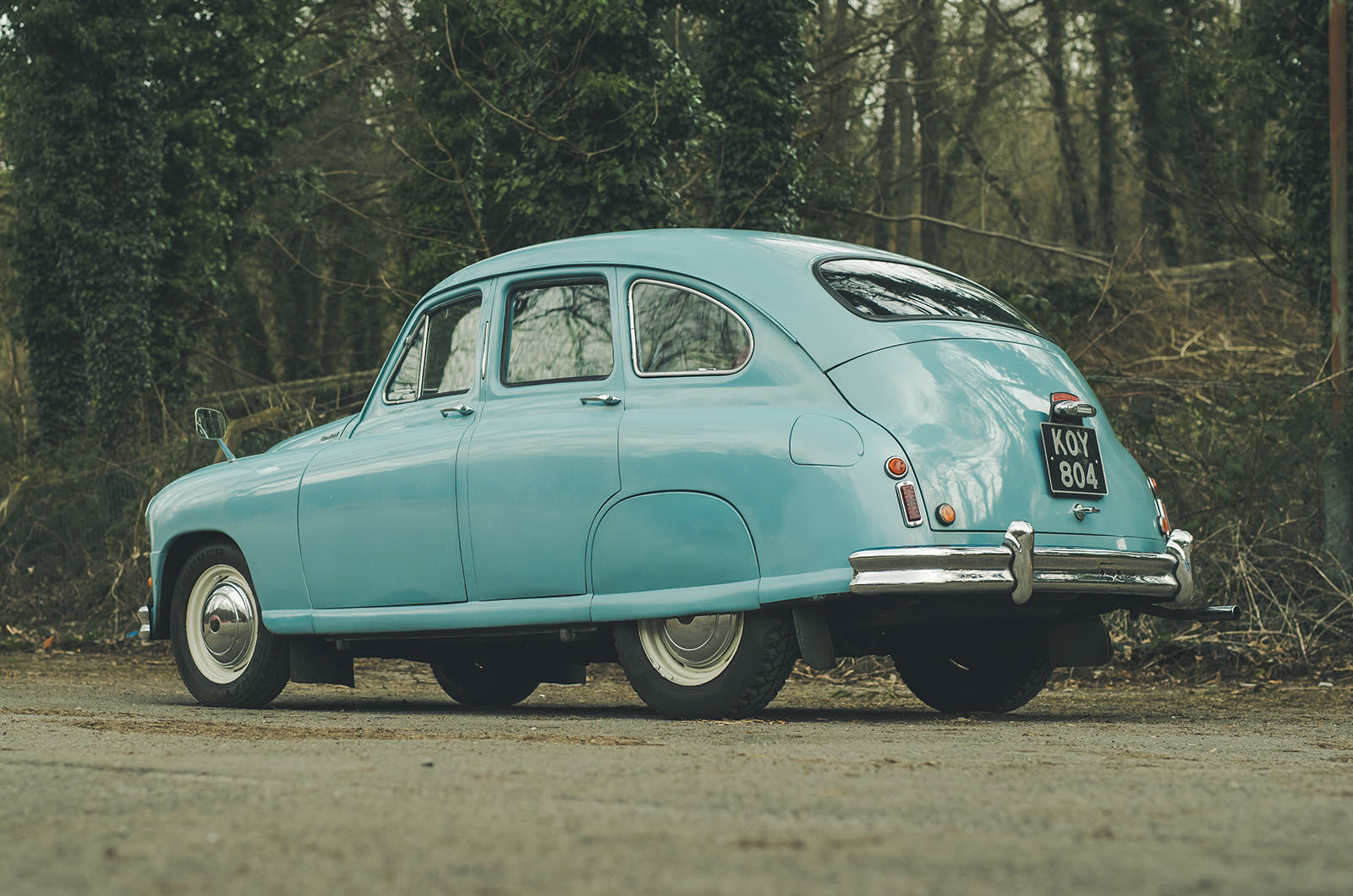 Classic & Sports Car – Standard Vanguard vs Austin Hereford: a life more ordinary