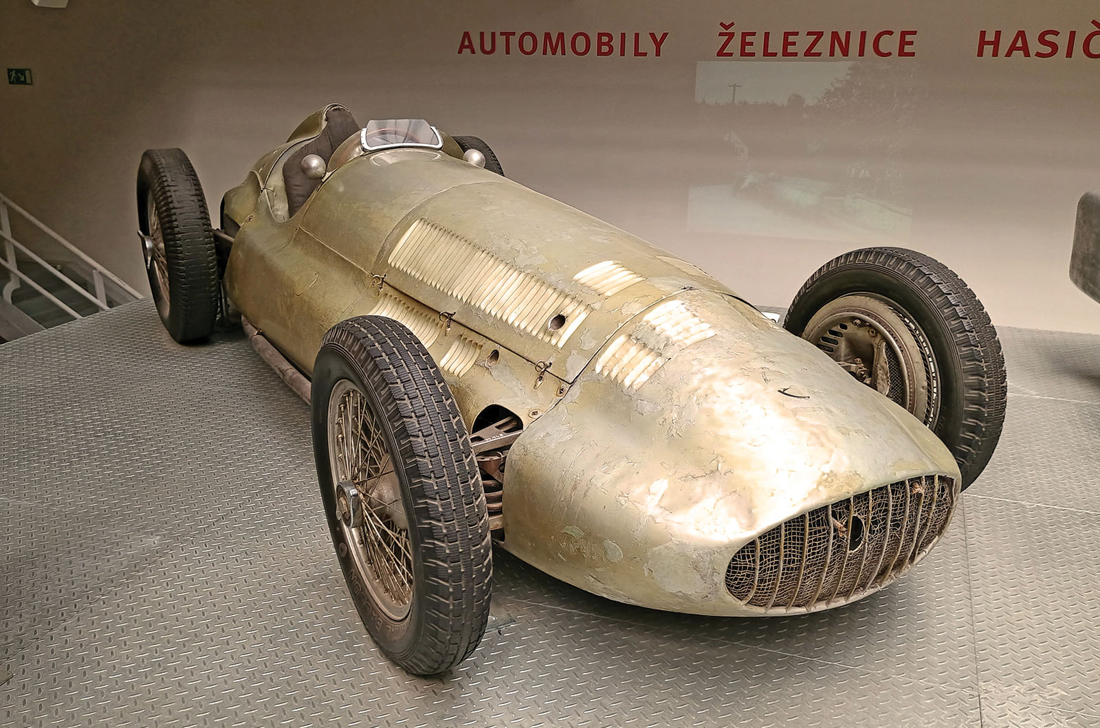 Classic shrine: National Technical Museum | Classic & Sports Car