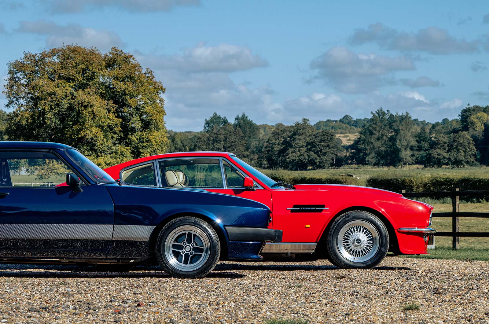 Classic & Sports Car – Aston Martin V8 Vantage X-Pack and Ford Capri 3.0S X-Pack: David vs Goliath