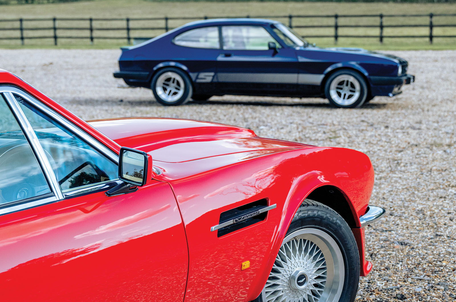Classic & Sports Car – Aston Martin V8 Vantage X-Pack and Ford Capri 3.0S X-Pack: David vs Goliath