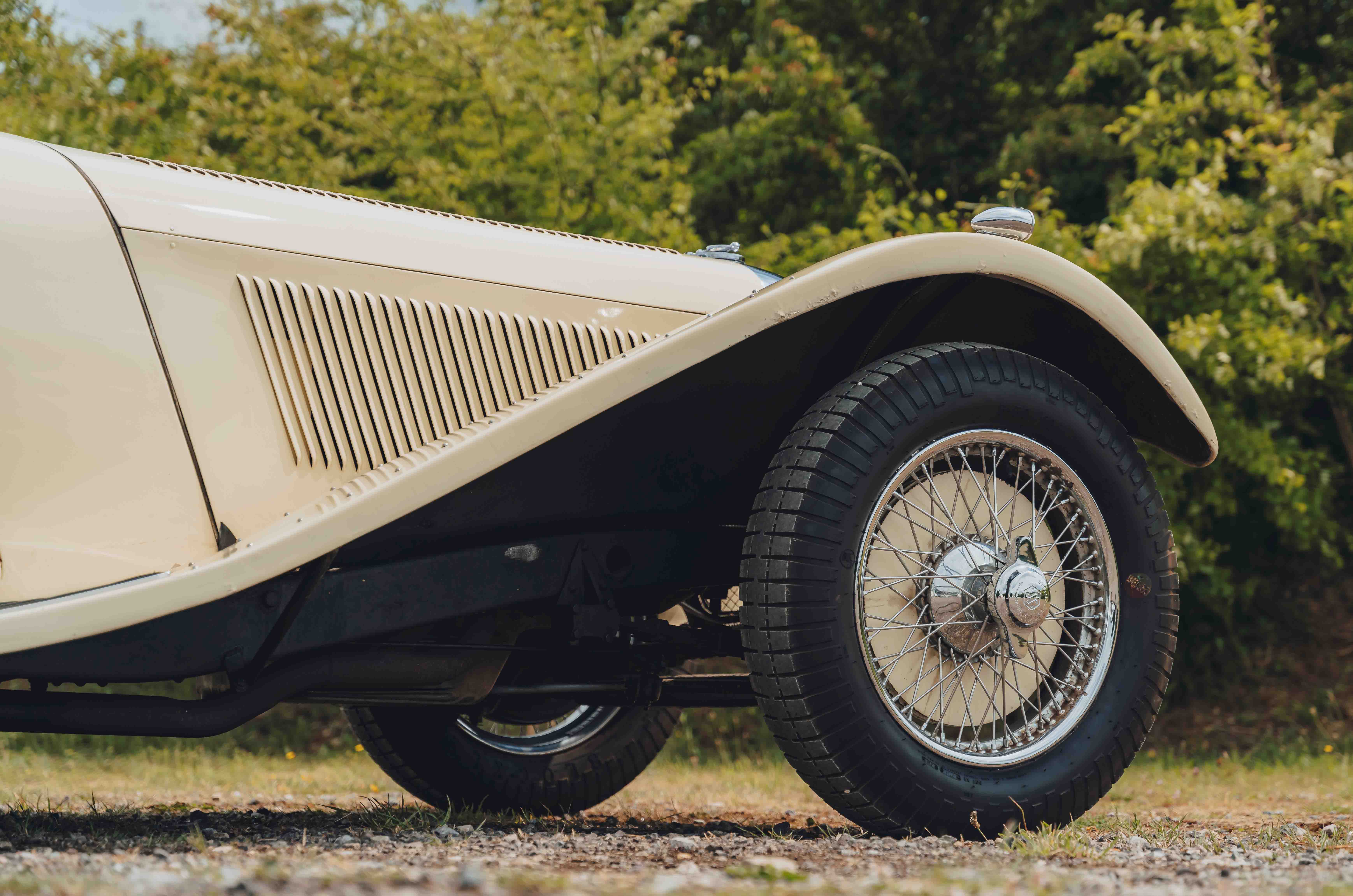 Classic & Sports Car – BMW 328 vs SS Jaguar 100: great expectations