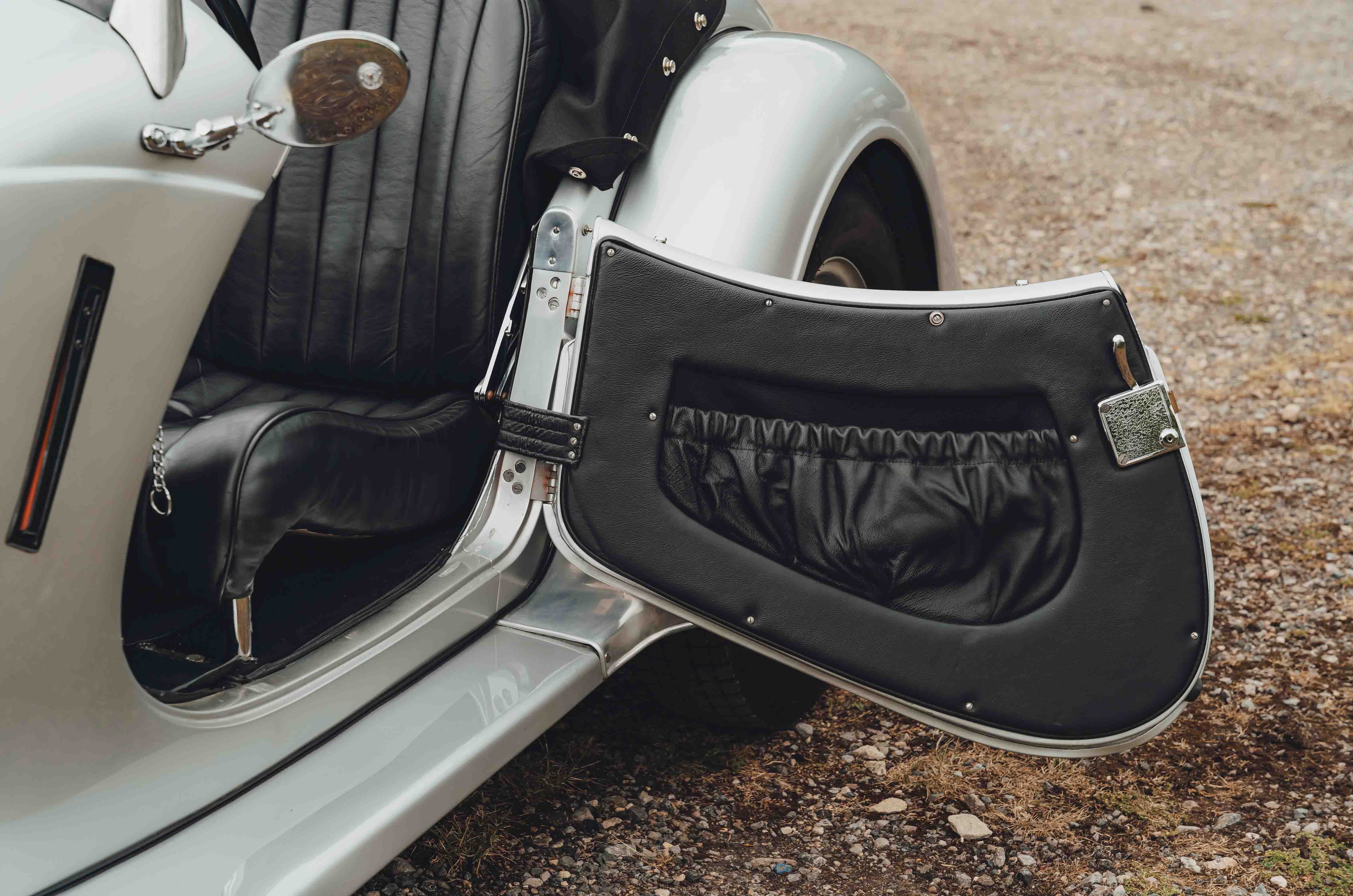 Classic & Sports Car – BMW 328 vs SS Jaguar 100: great expectations