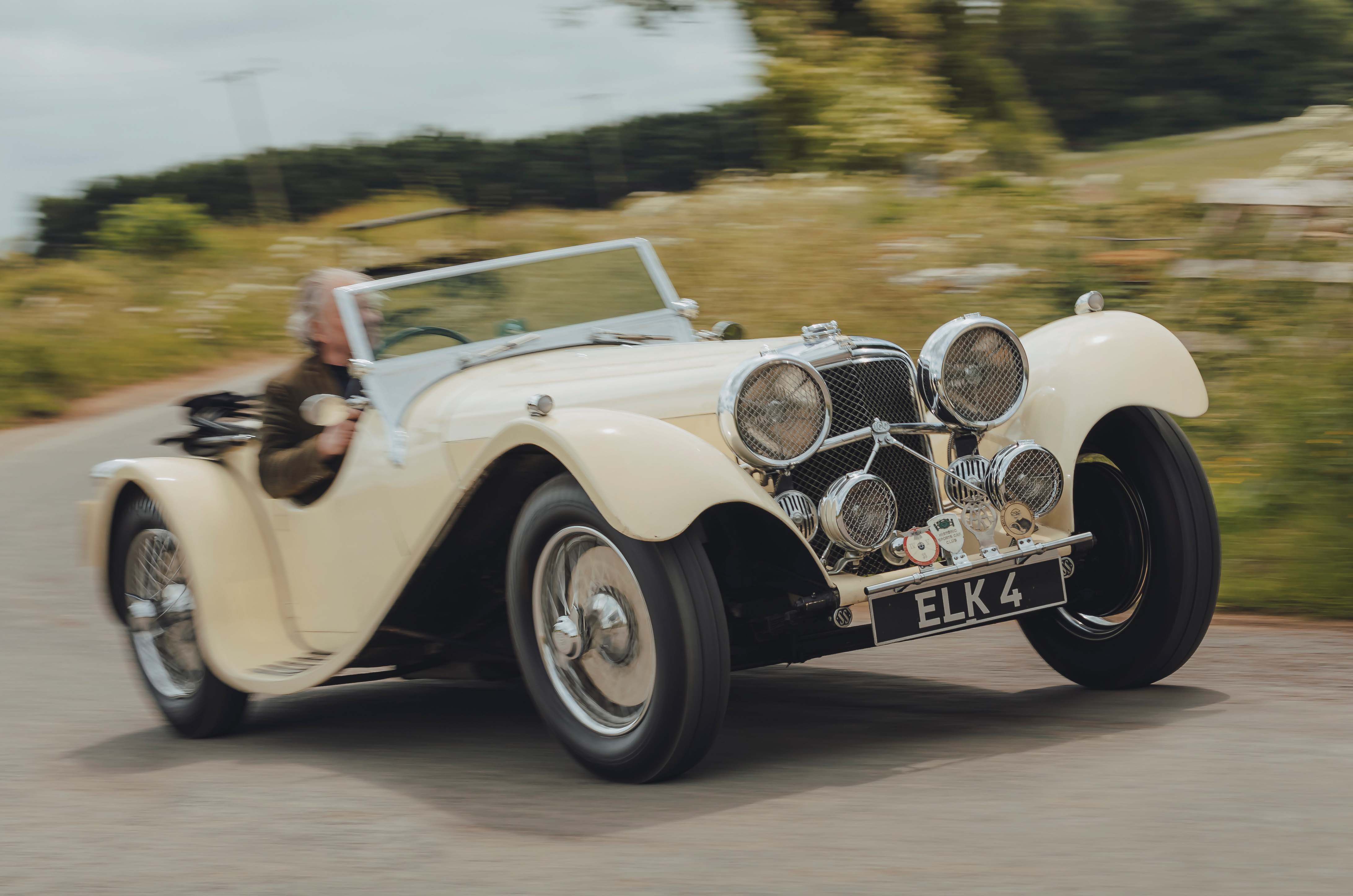 Classic & Sports Car – BMW 328 vs SS Jaguar 100: great expectations