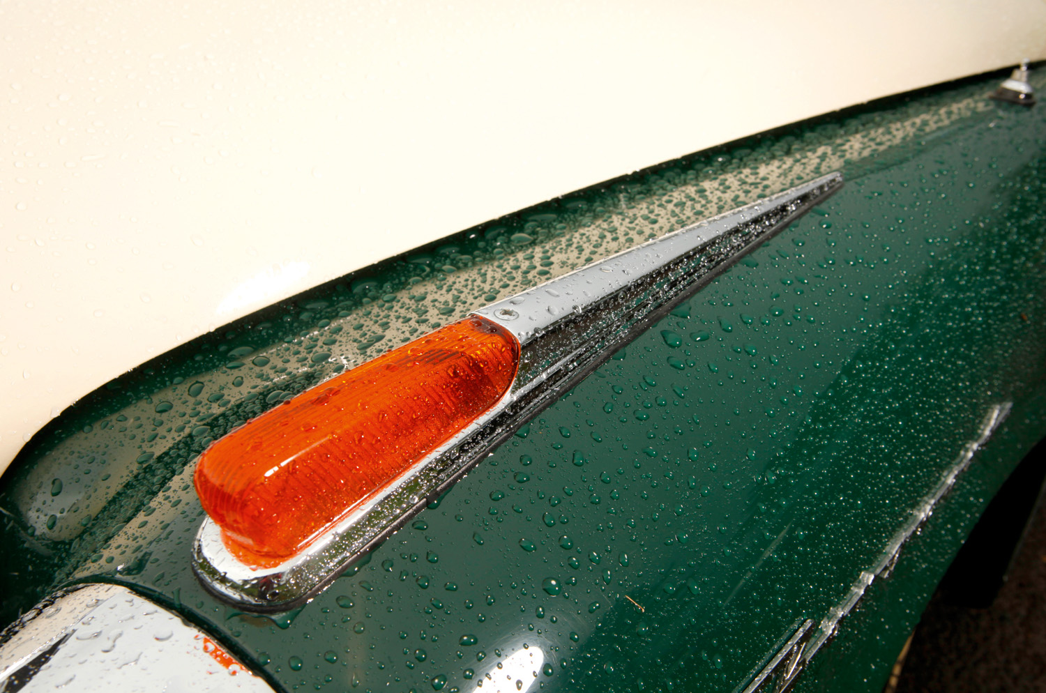 Classic & Sports Car – Borgward Isabella: Munich values, brewed in Bremen