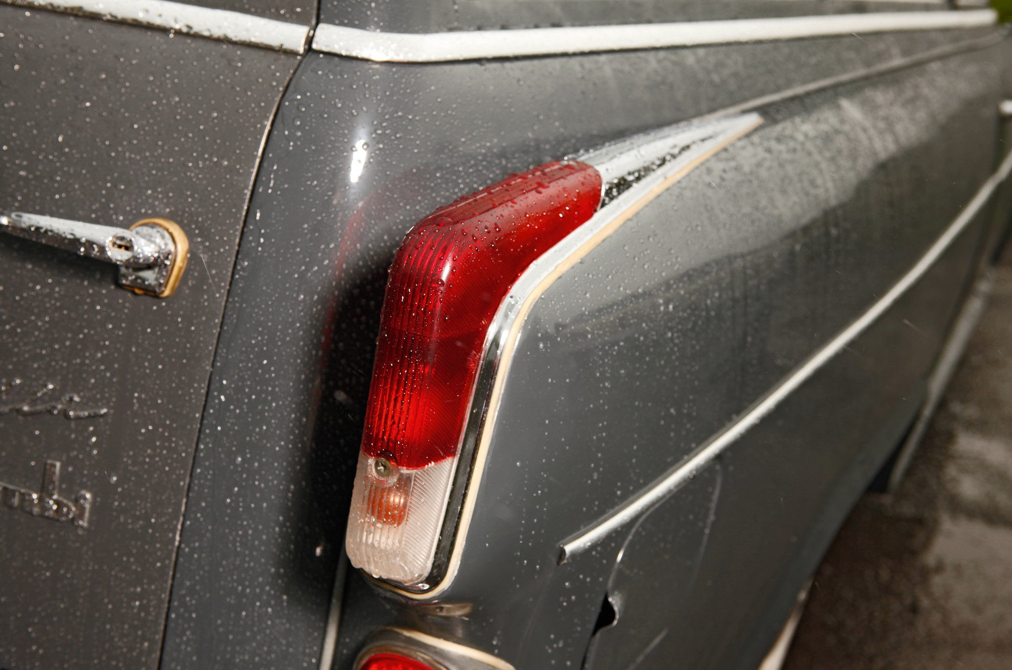 Classic & Sports Car – Borgward Isabella: Munich values, brewed in Bremen