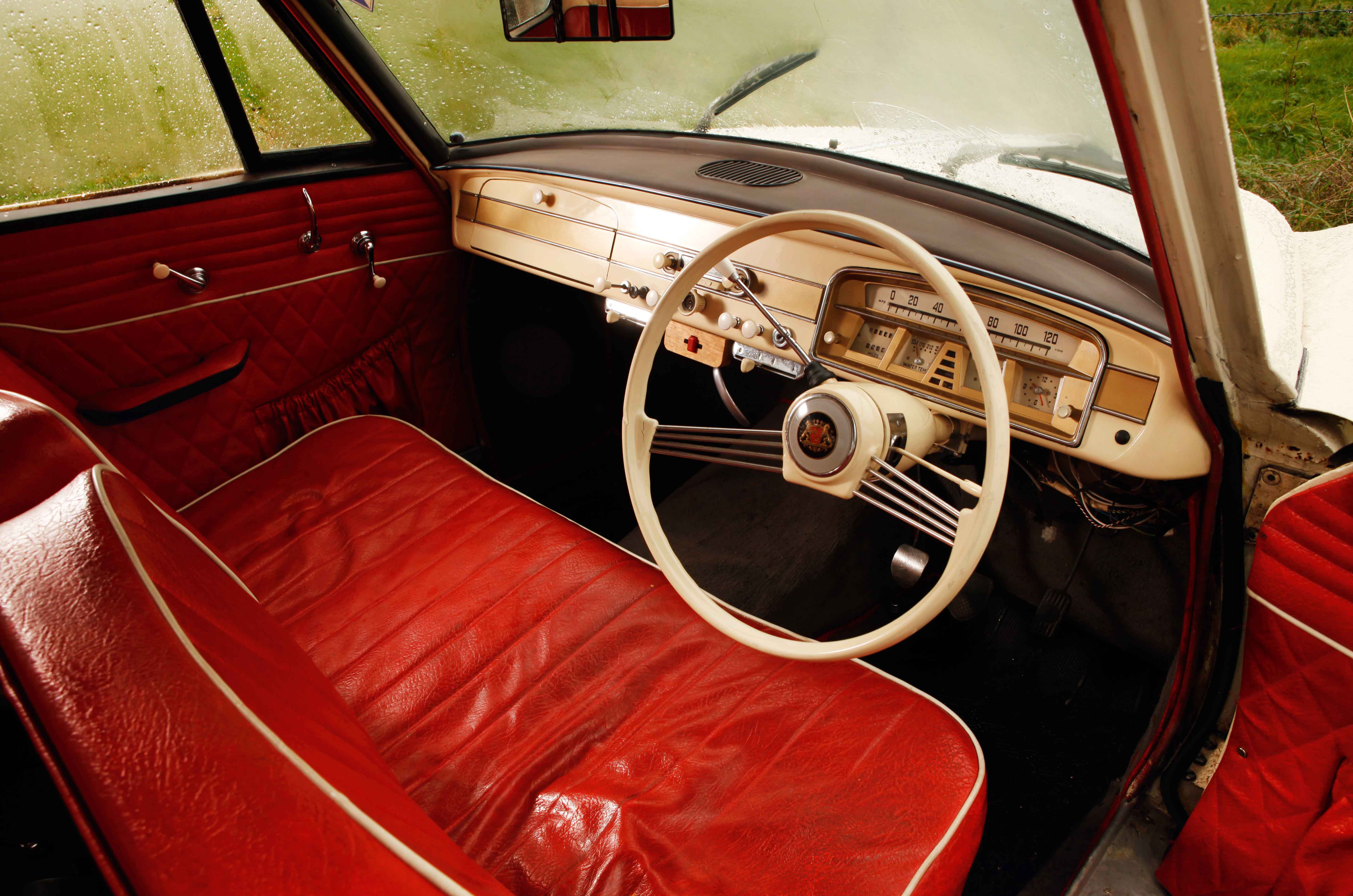 Classic & Sports Car – Borgward Isabella: Munich values, brewed in Bremen