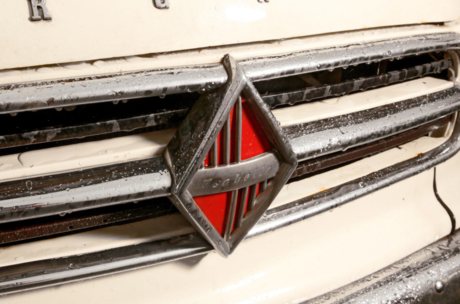 Classic & Sports Car – Borgward Isabella: Munich values, brewed in Bremen