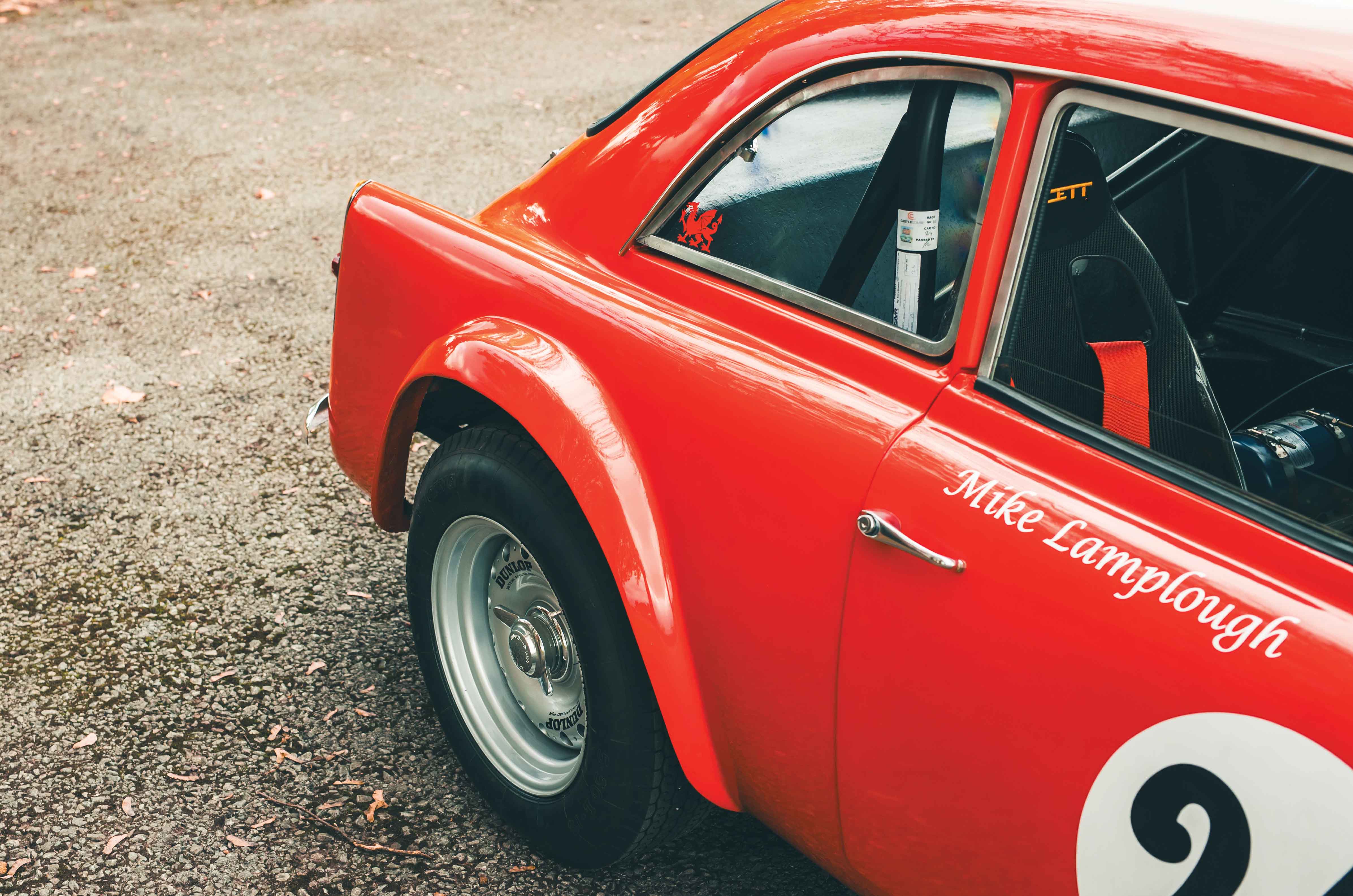 Classic & Sports Car – Gilbern-Chevrolet GT: fire-breathing dragon