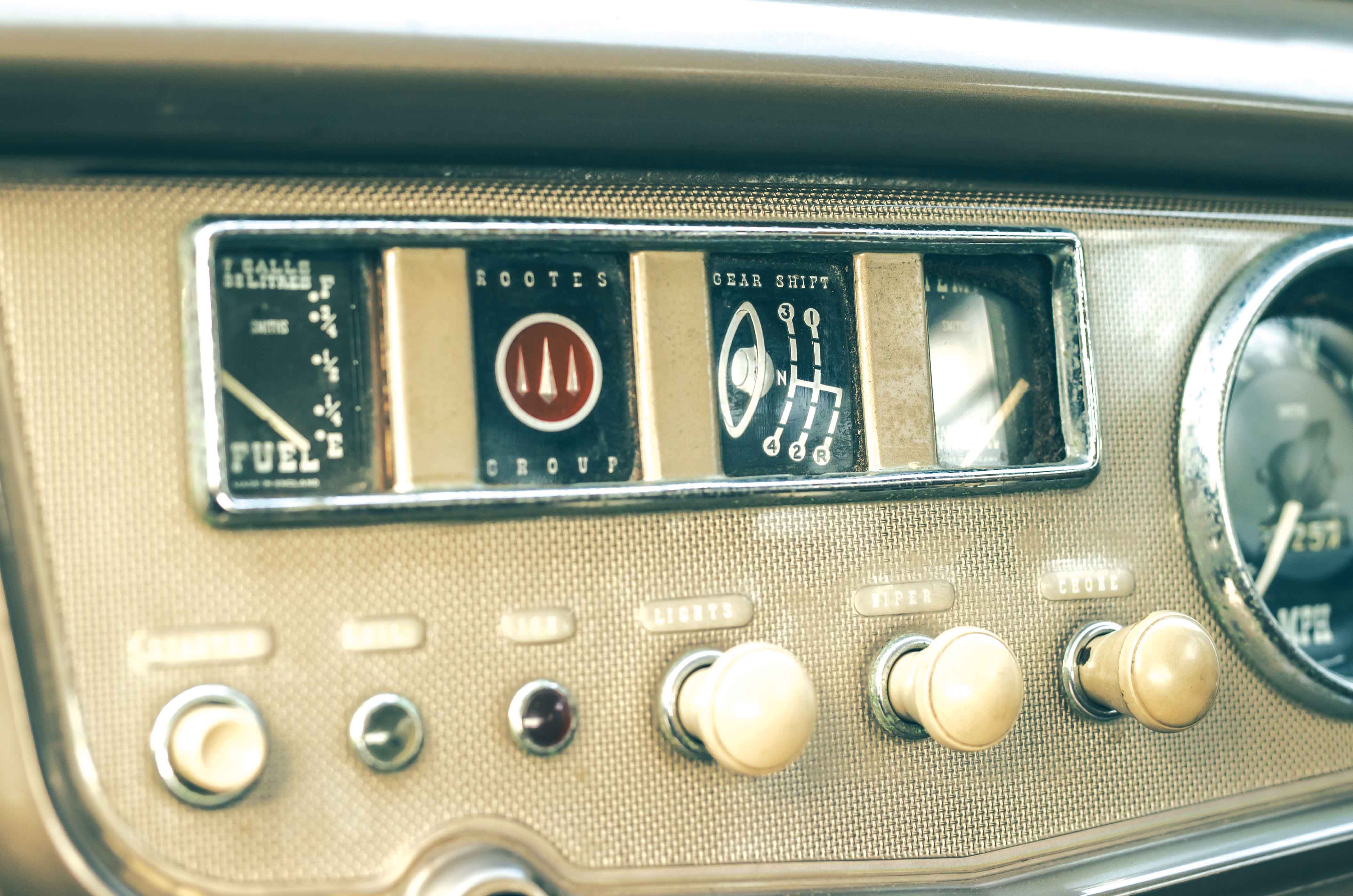 Classic & Sports Car – Hillman Minx Californian: a ray of sunshine