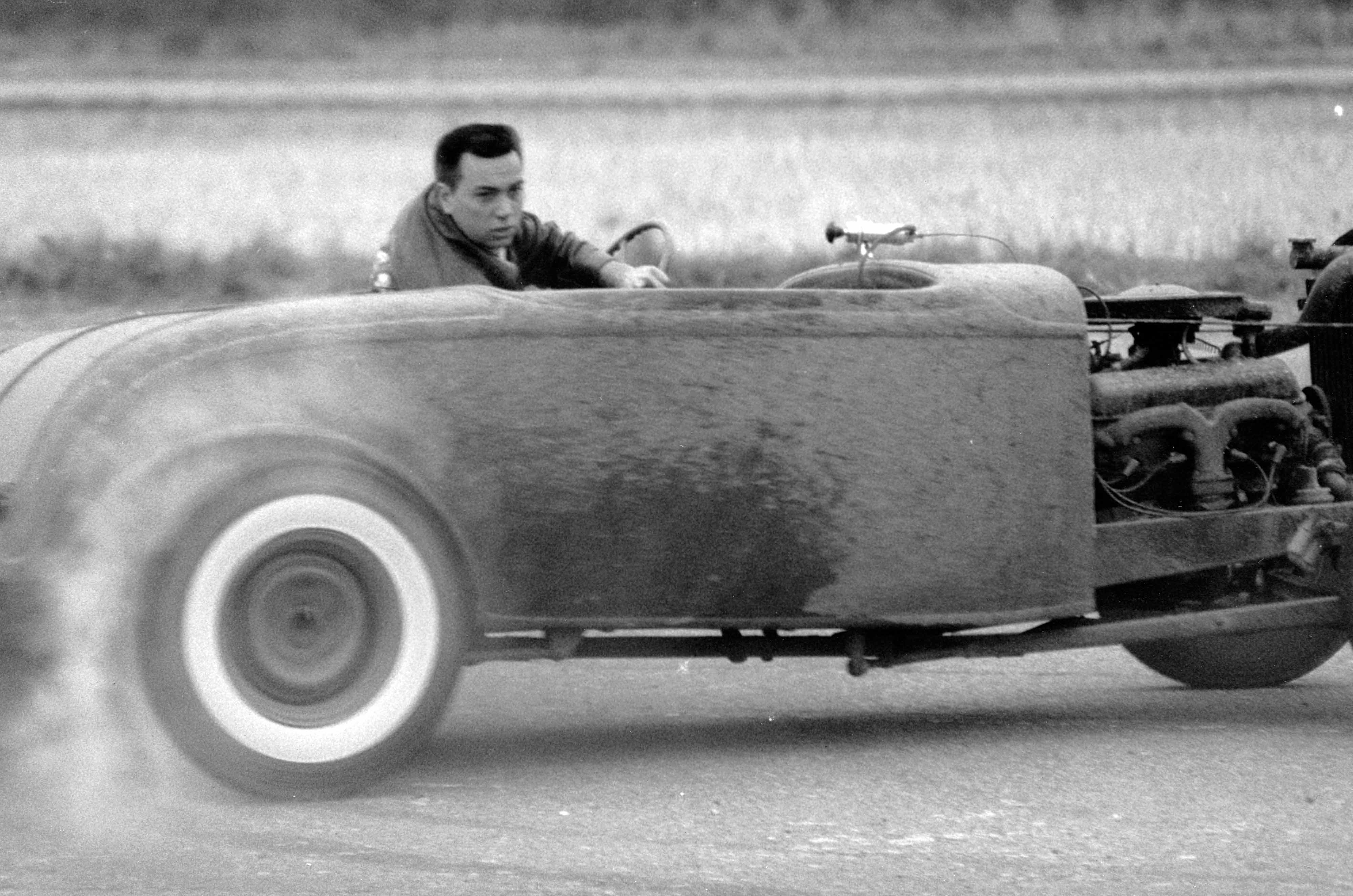 Classic & Sports Car – Low-Flyers hot-rod club: growing old disgracefully