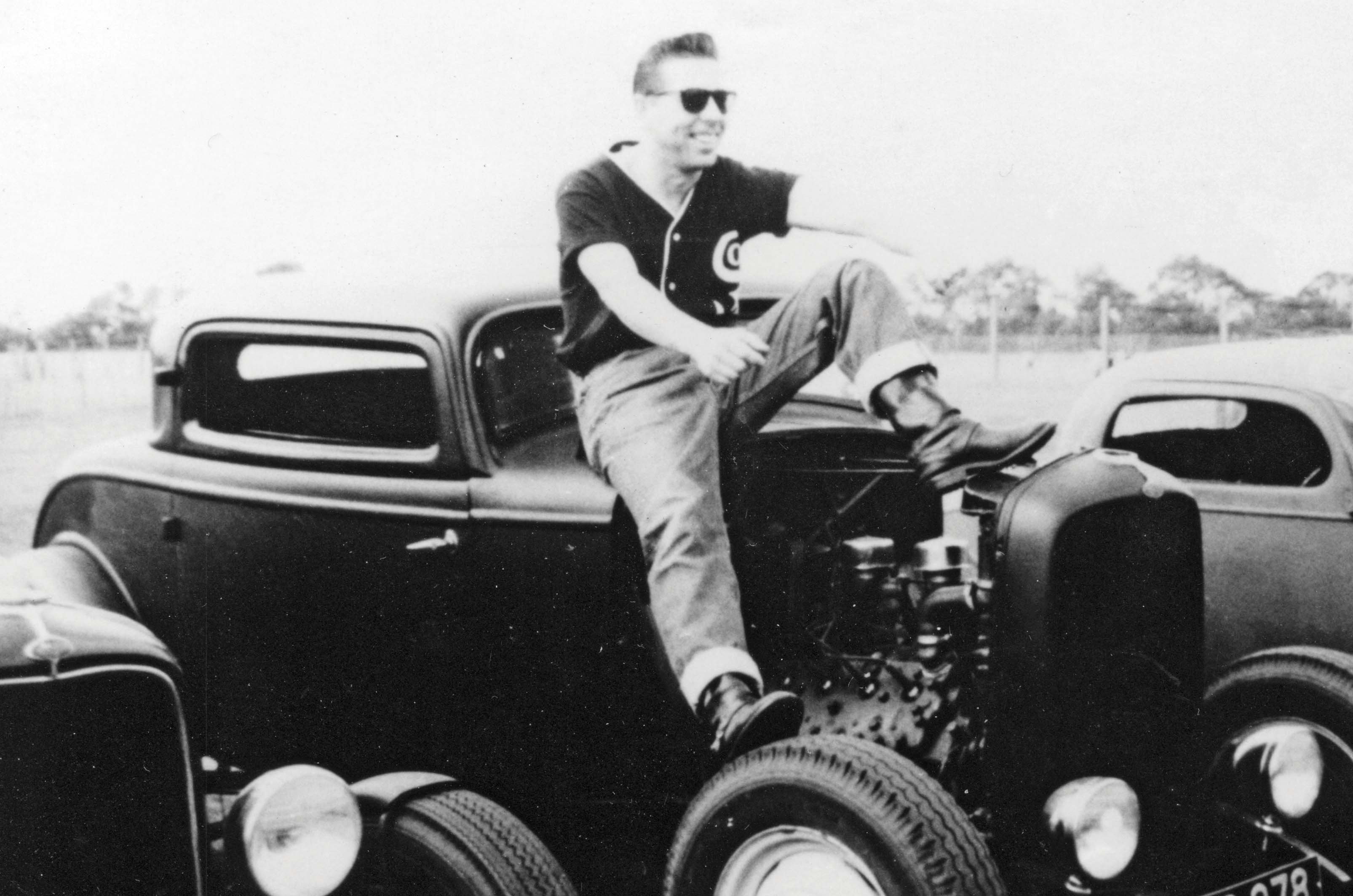 Classic & Sports Car – Low-Flyers hot-rod club: growing old disgracefully