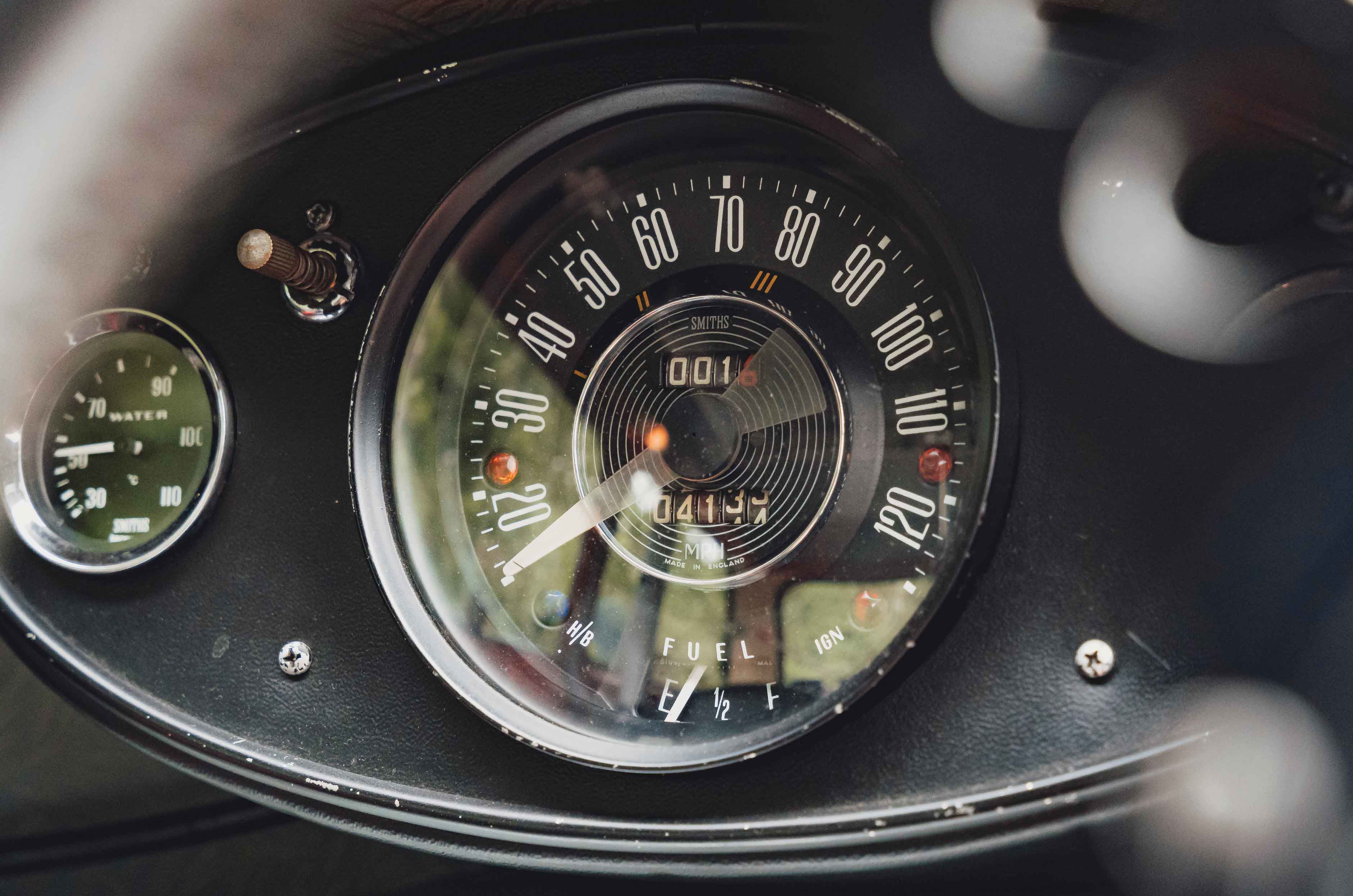 Classic & Sports Car – Mini Cooper ‘S’: small soldier