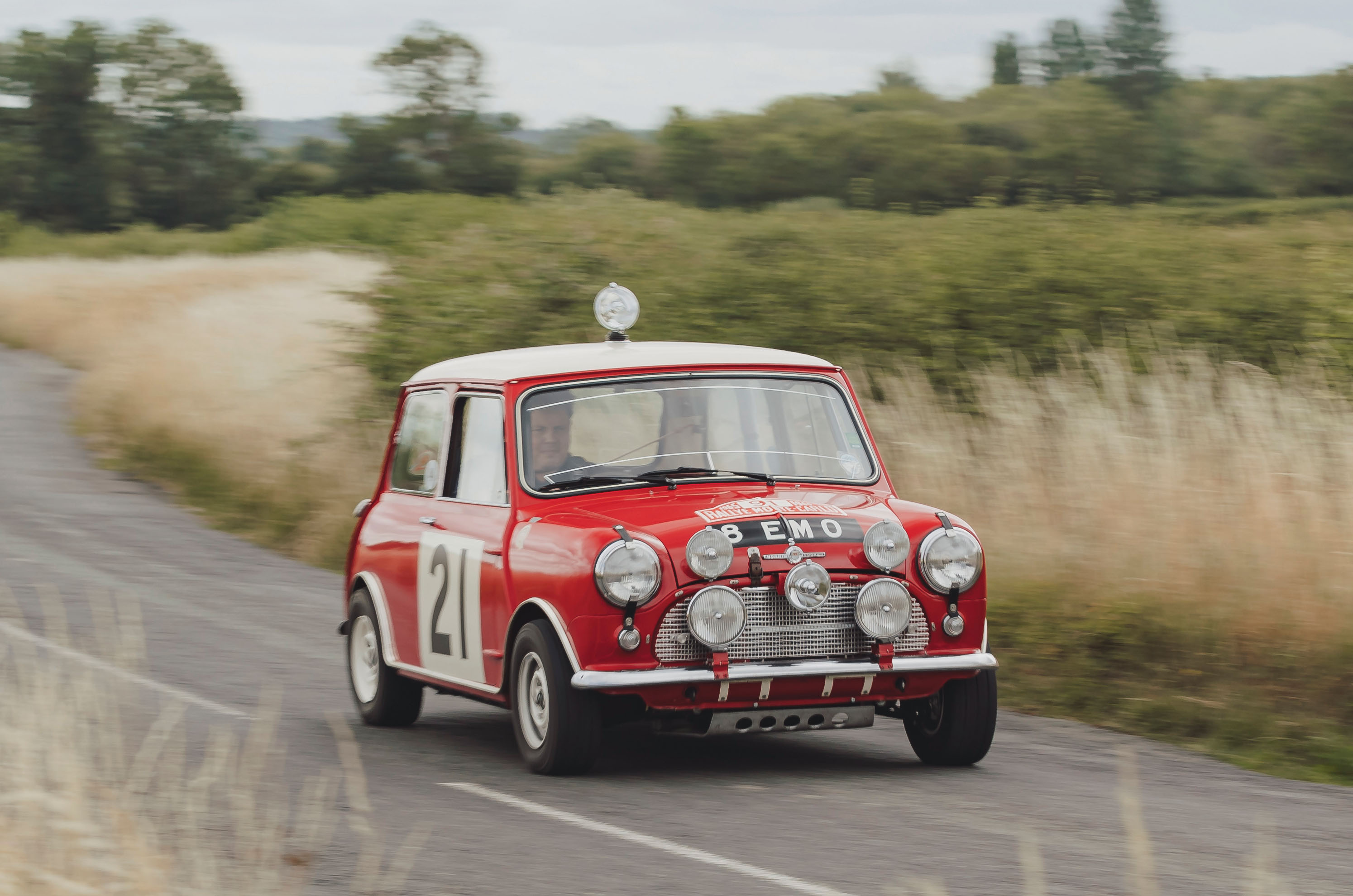 Classic & Sports Car – Mini Cooper ‘S’: small soldier