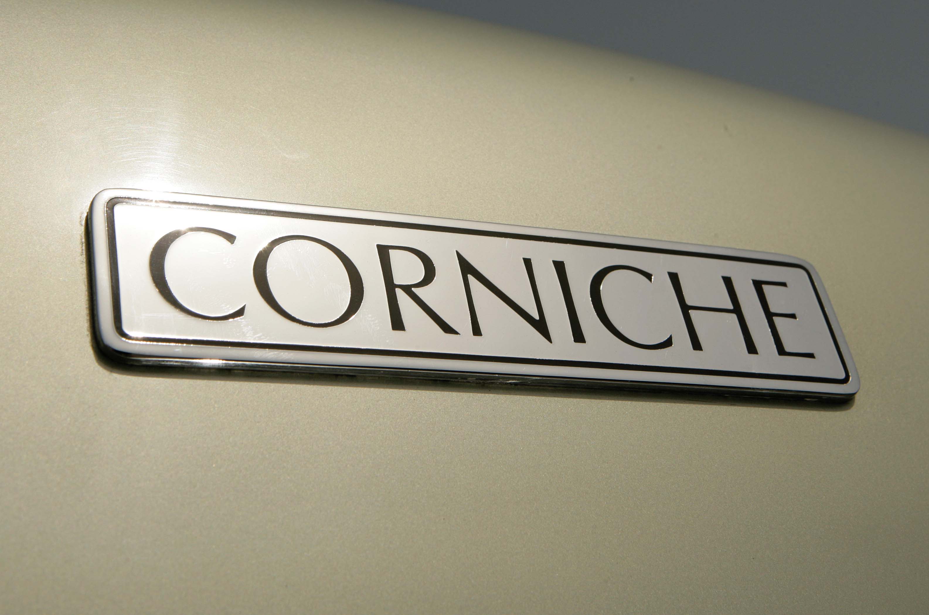 Classic & Sports Car – Rolls-Royce Corniche: the Riviera touch