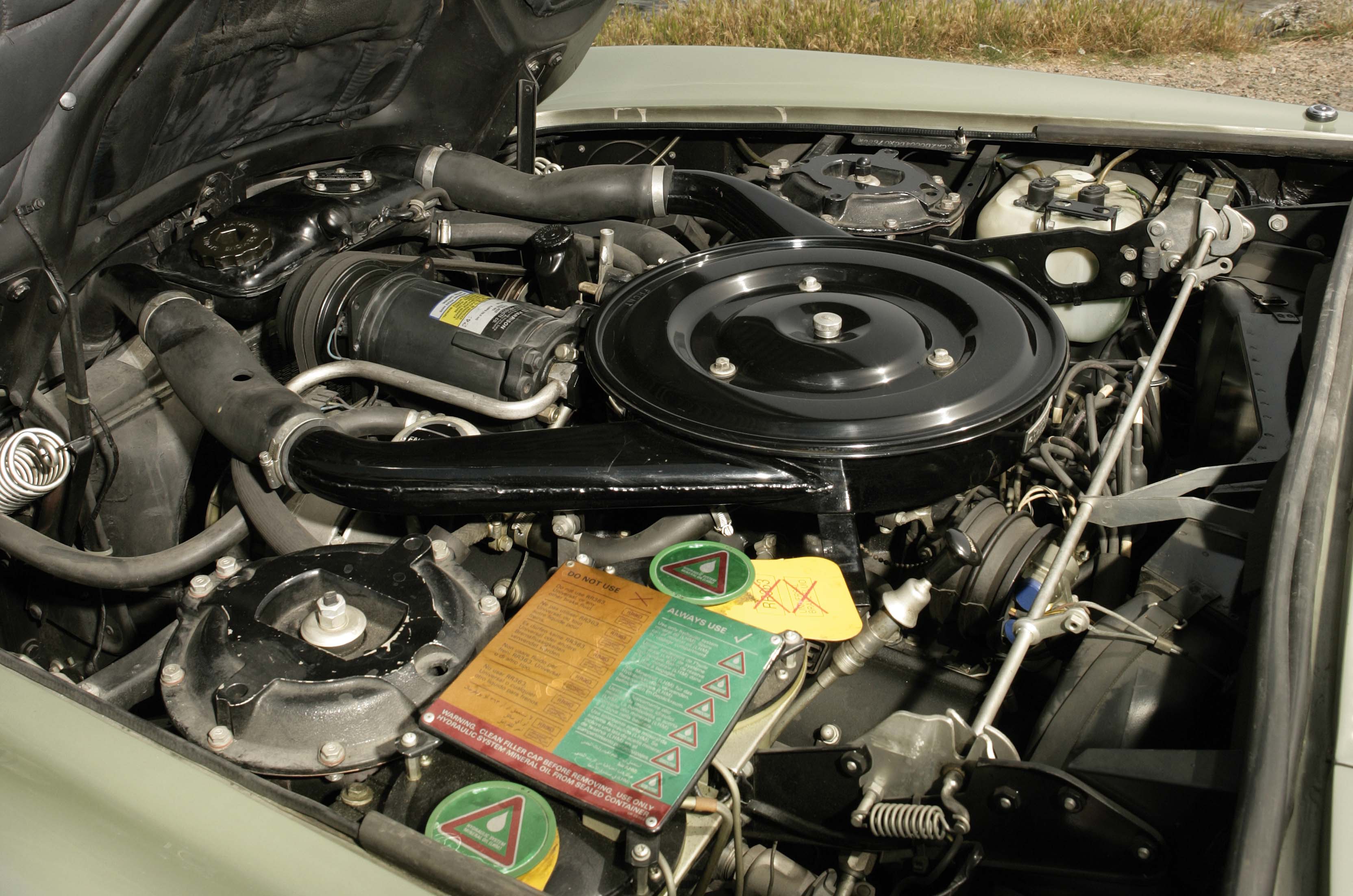 Classic & Sports Car – Rolls-Royce Corniche: the Riviera touch