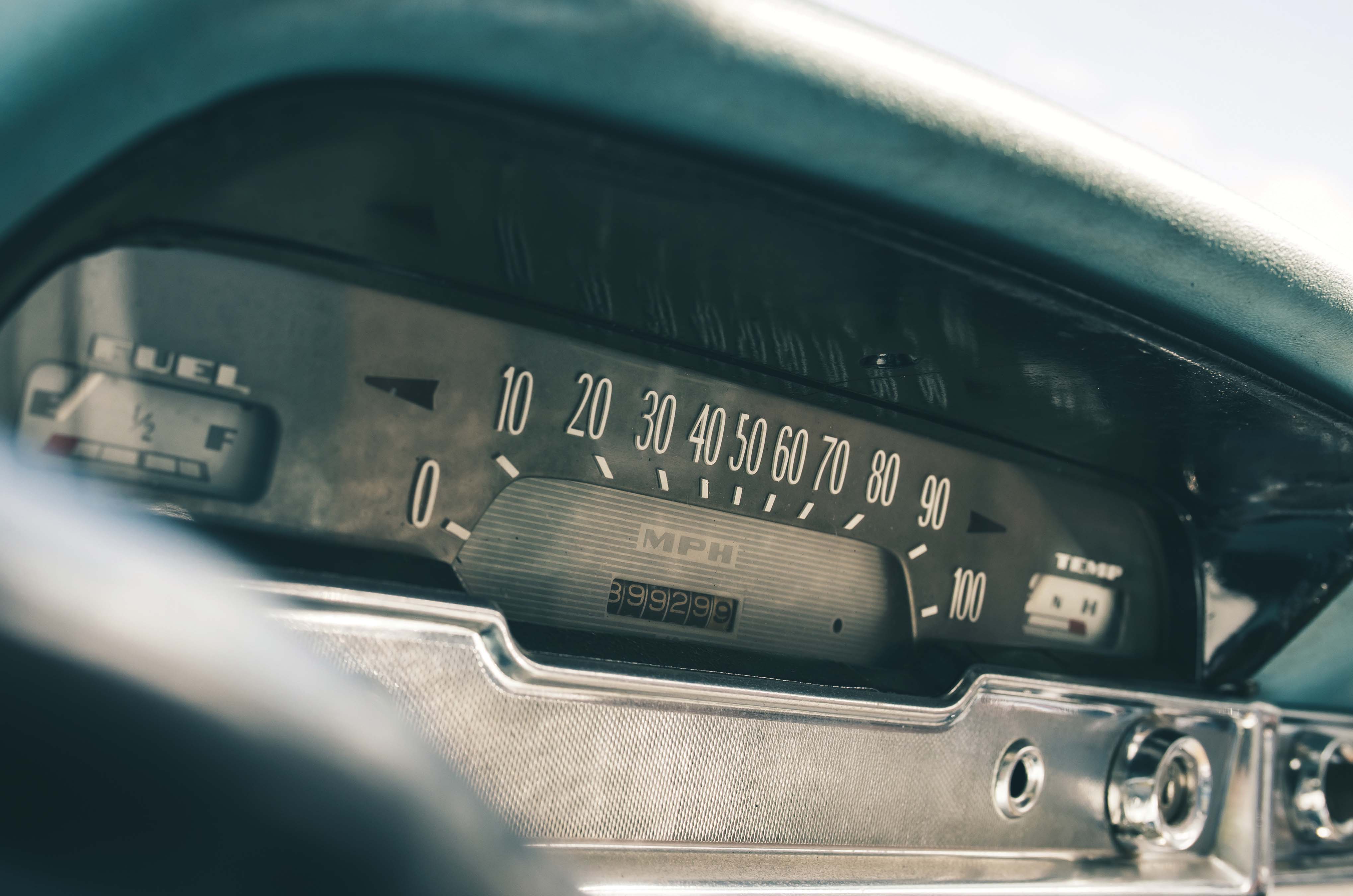 Classic & Sports Car – Ford vs Vauxhall vs Austin vs Standard: Brits with transatlantic flavour