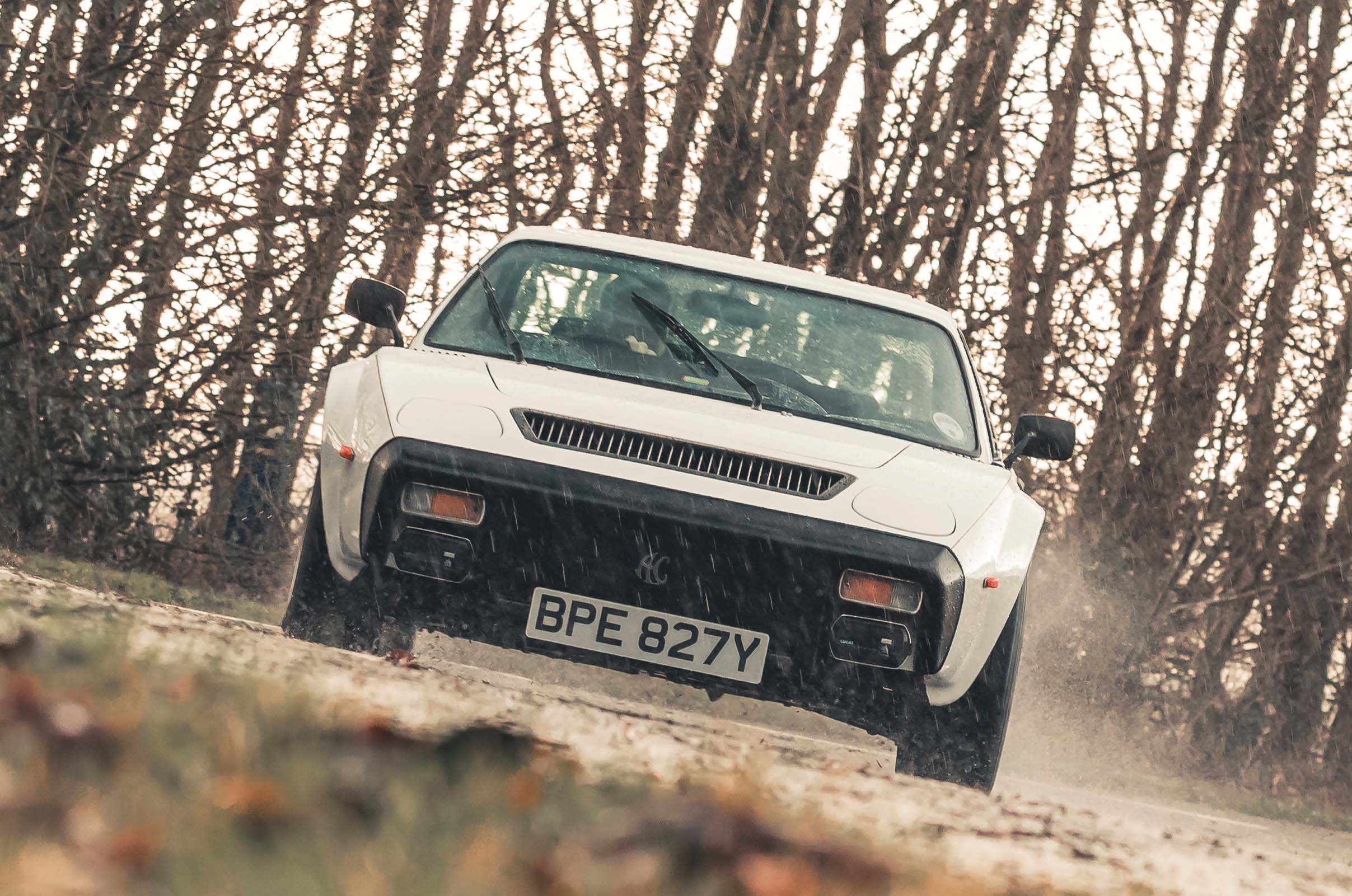 Classic & Sports Car – AC 3000ME vs TVR Tasmin: points to prove