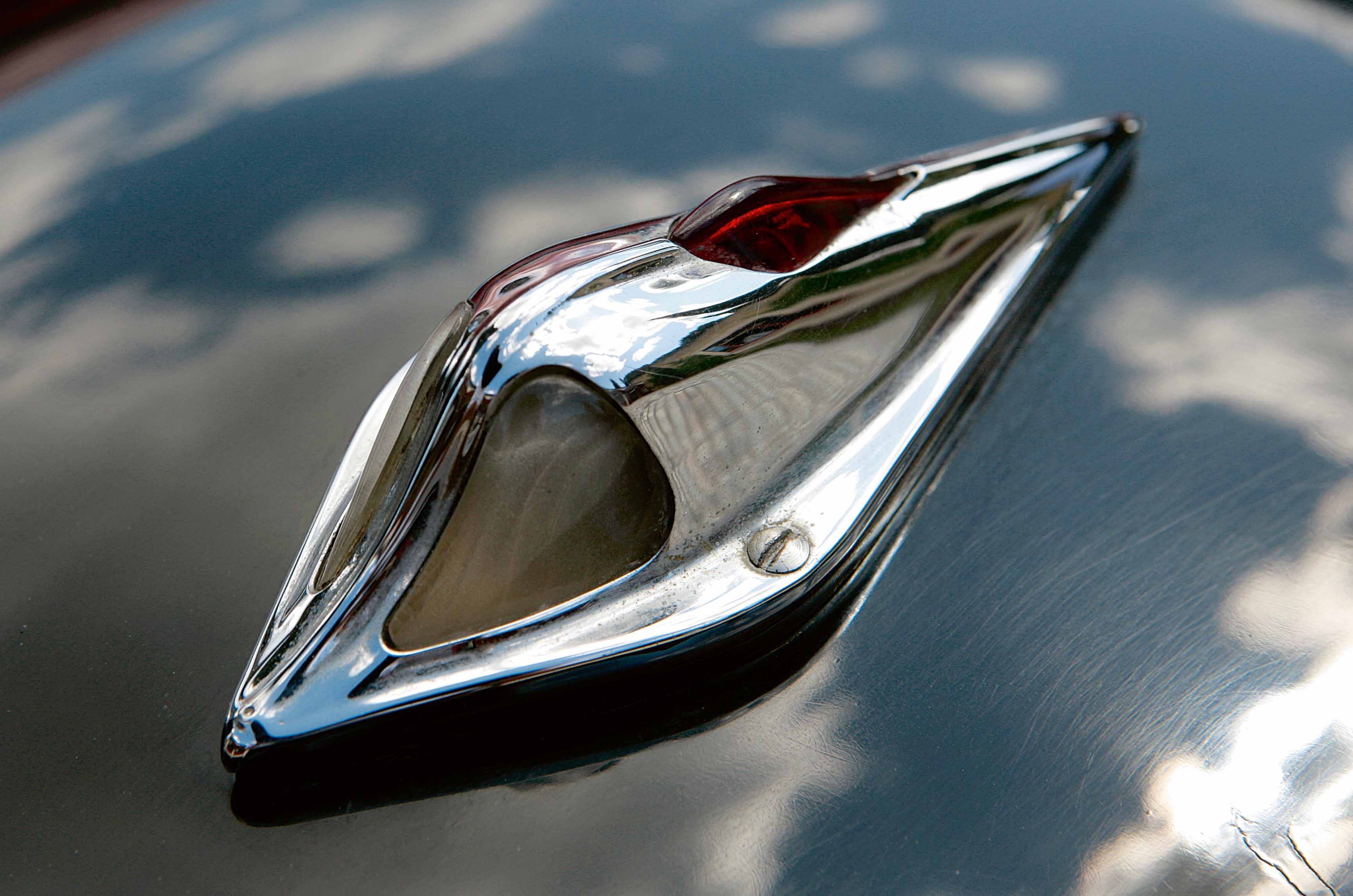 Classic & Sports Car – Bugatti Type 51 Grand Prix vs Type 55: twin-cam cousins