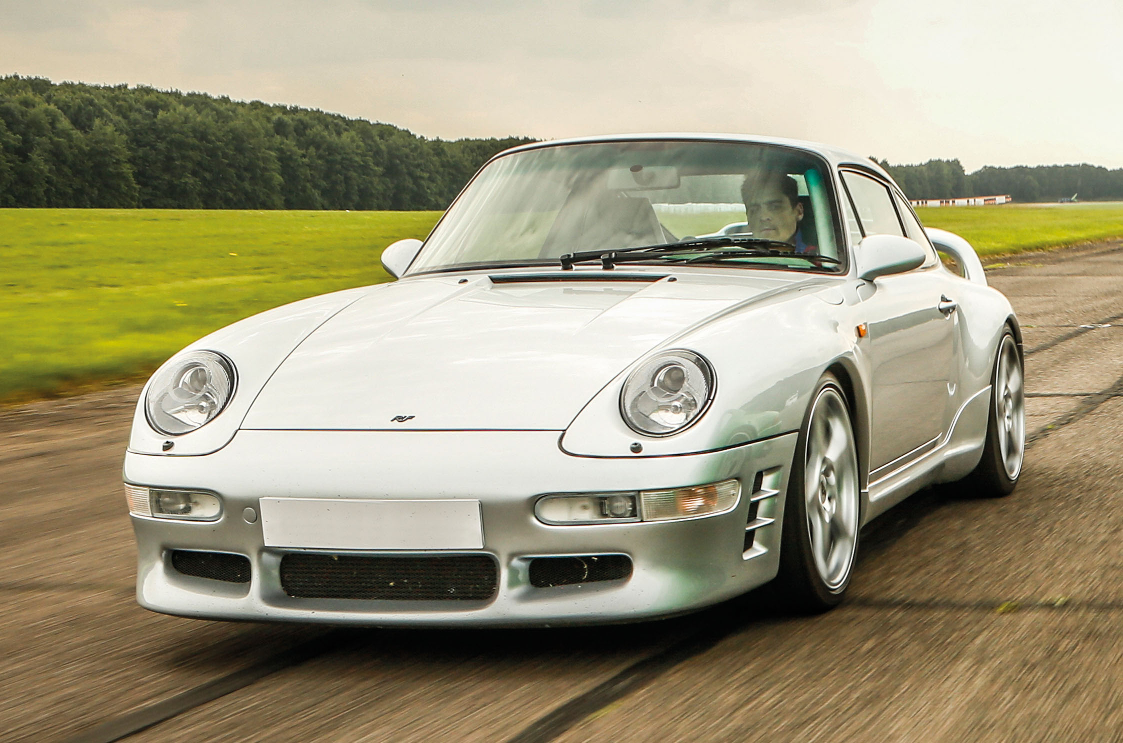 Classic & Sports Car – Ruf CTR to Rt12R: the Porsche 911 turned up to 11