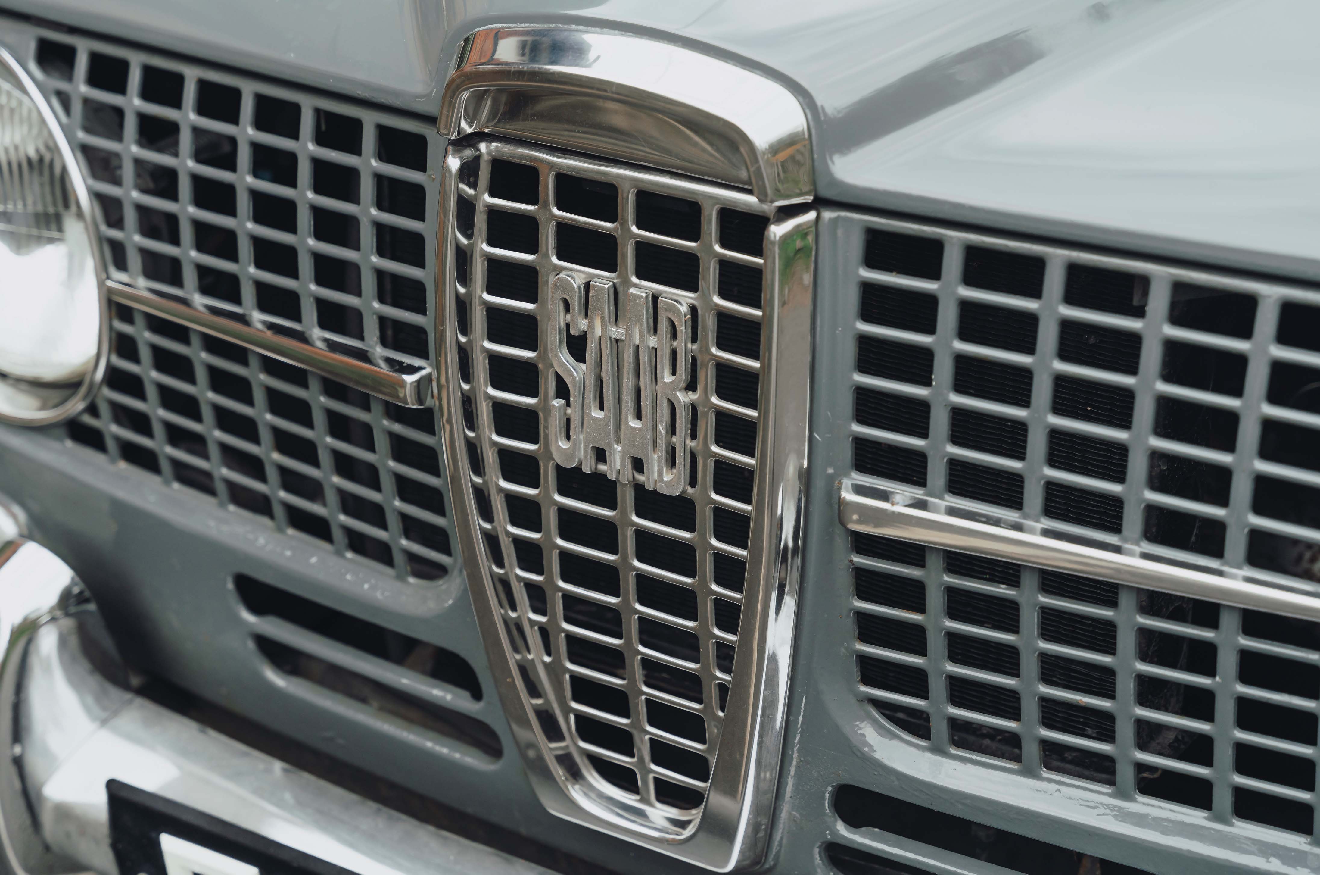 Classic & Sports Car – Saab 96s: two-stroke or V4?