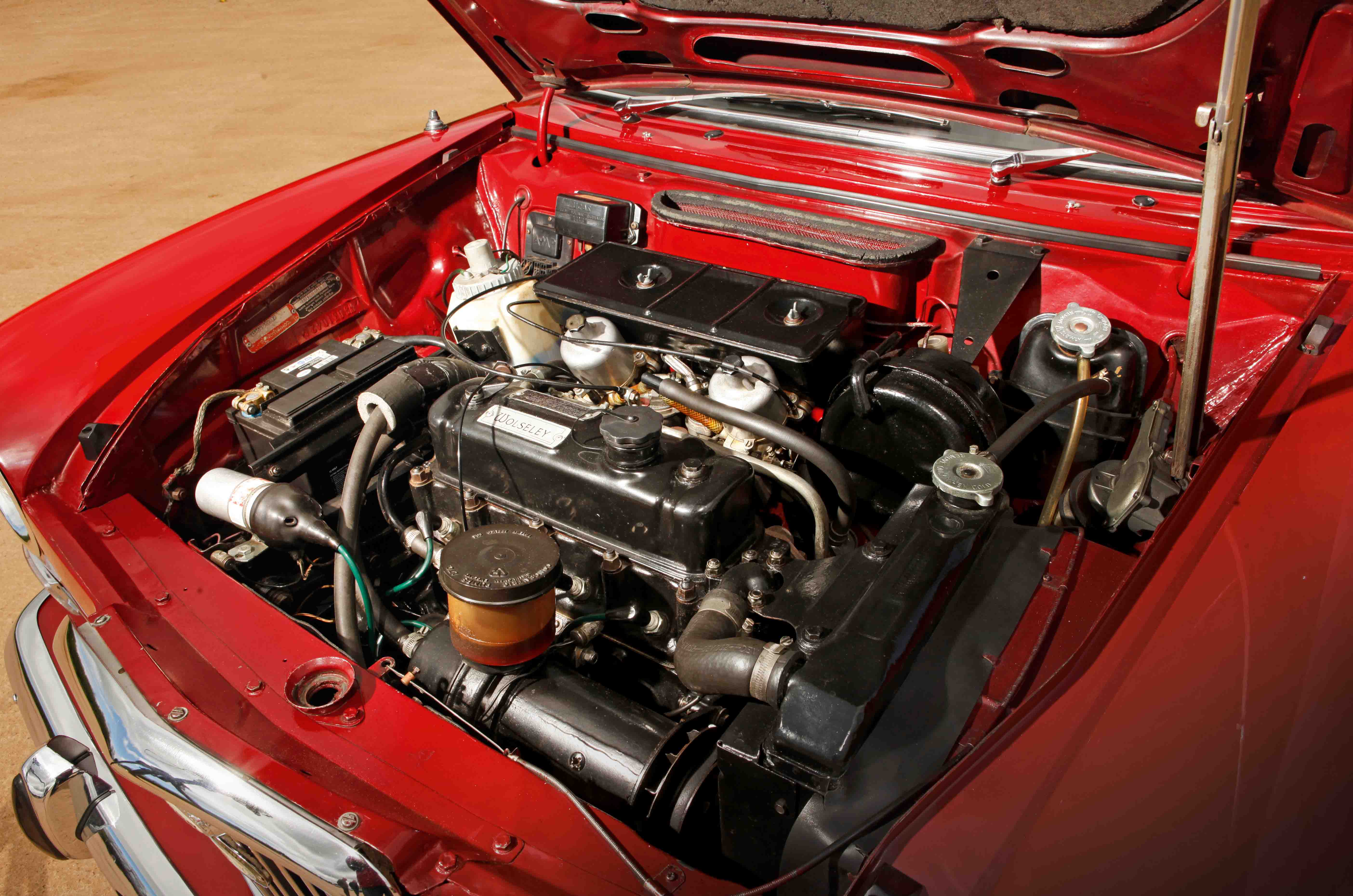 Classic & Sports Car – Wolseley 6/99, 18/85S and 2200: end of an era