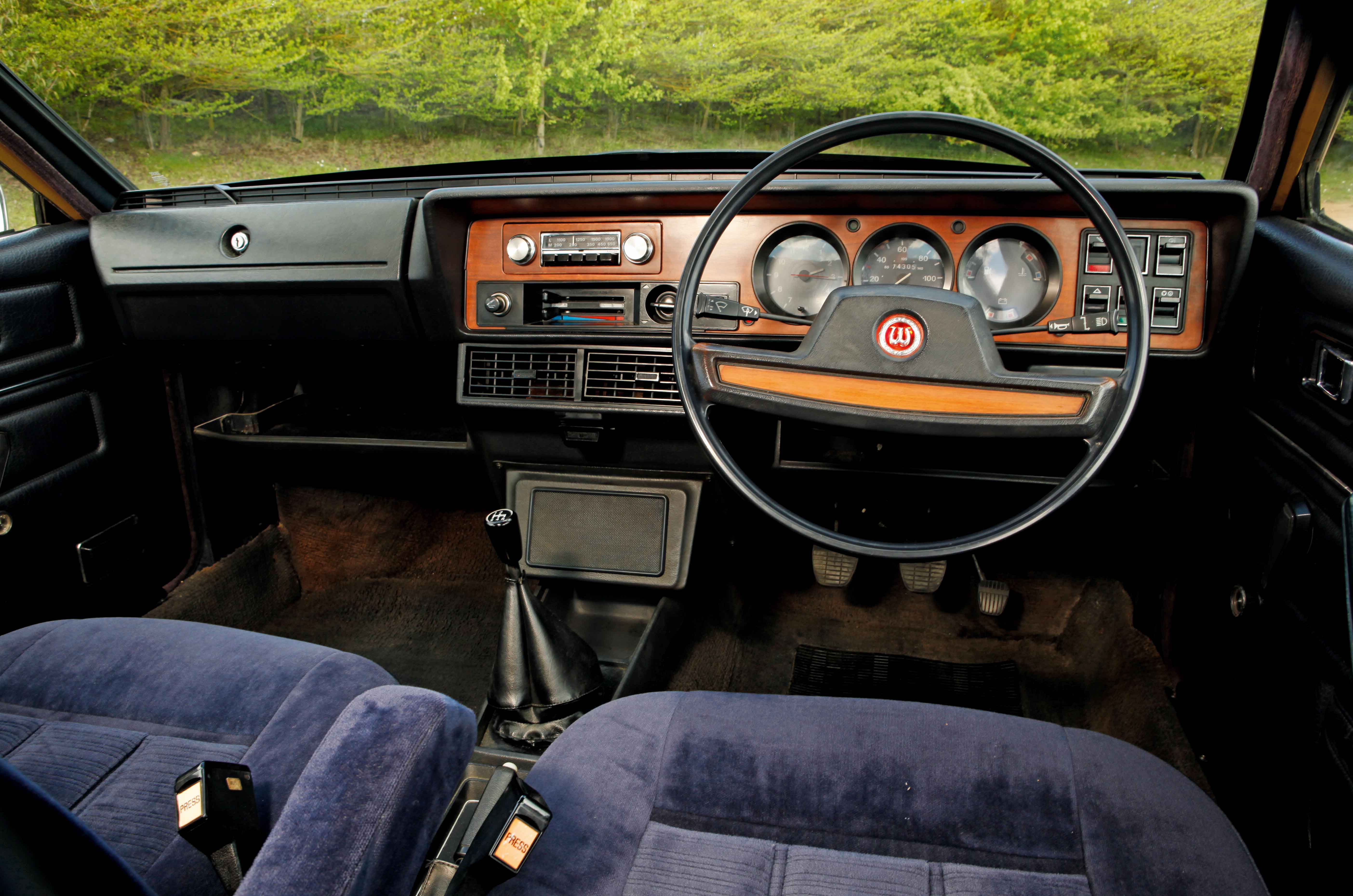 Classic & Sports Car – Wolseley 6/99, 18/85S and 2200: end of an era