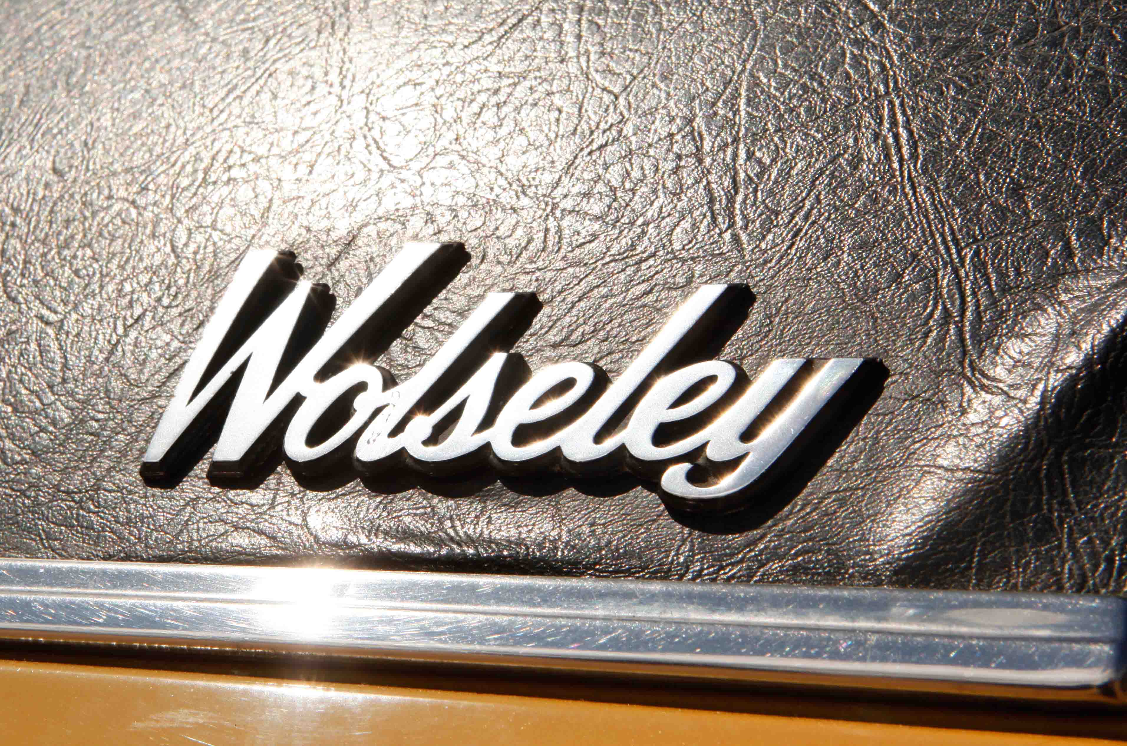 Classic & Sports Car – Wolseley 6/99, 18/85S and 2200: end of an era