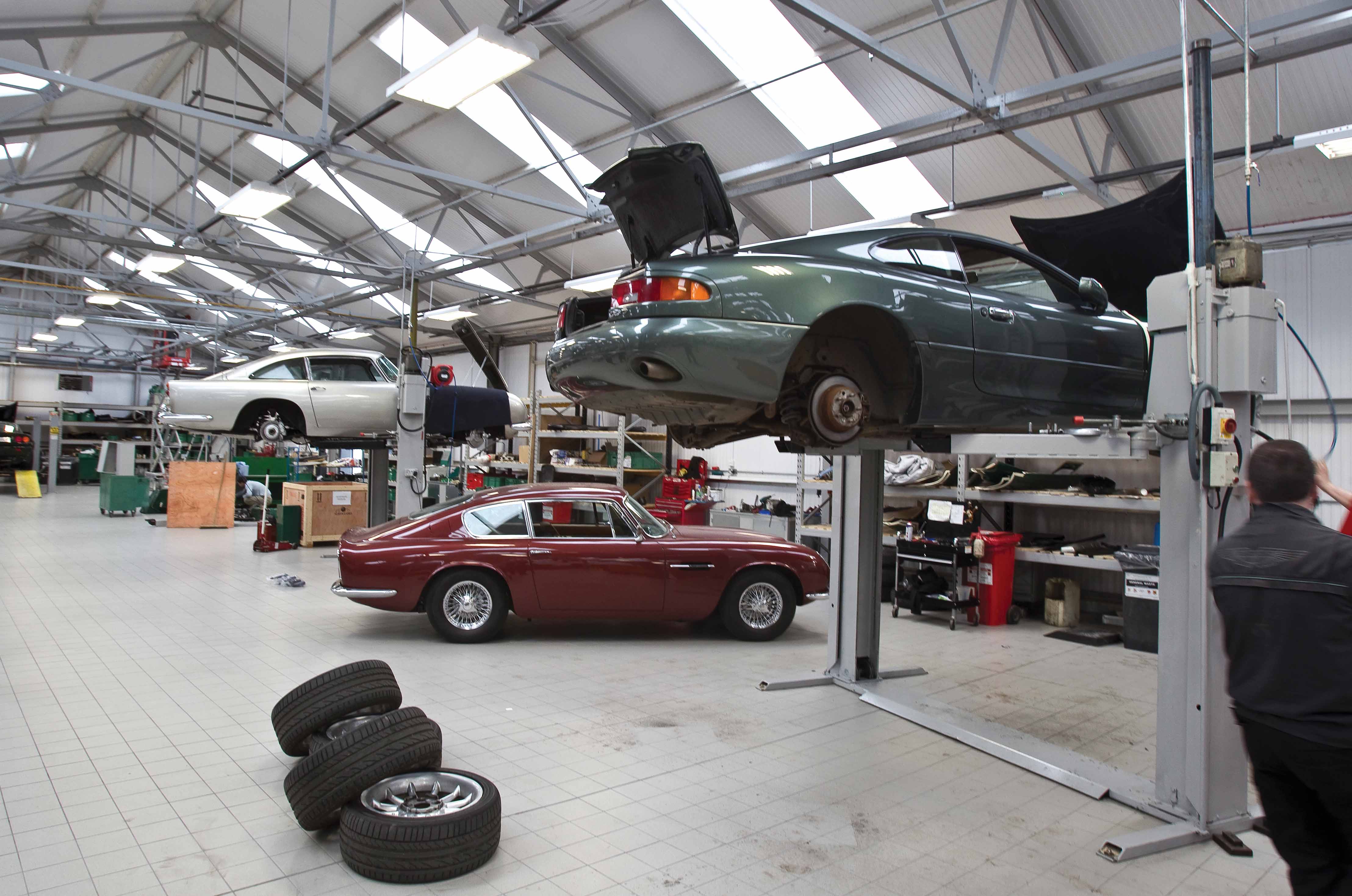 Classic & Sports Car – Aston Martin DB9: the V12 super-GT you can buy from £20k