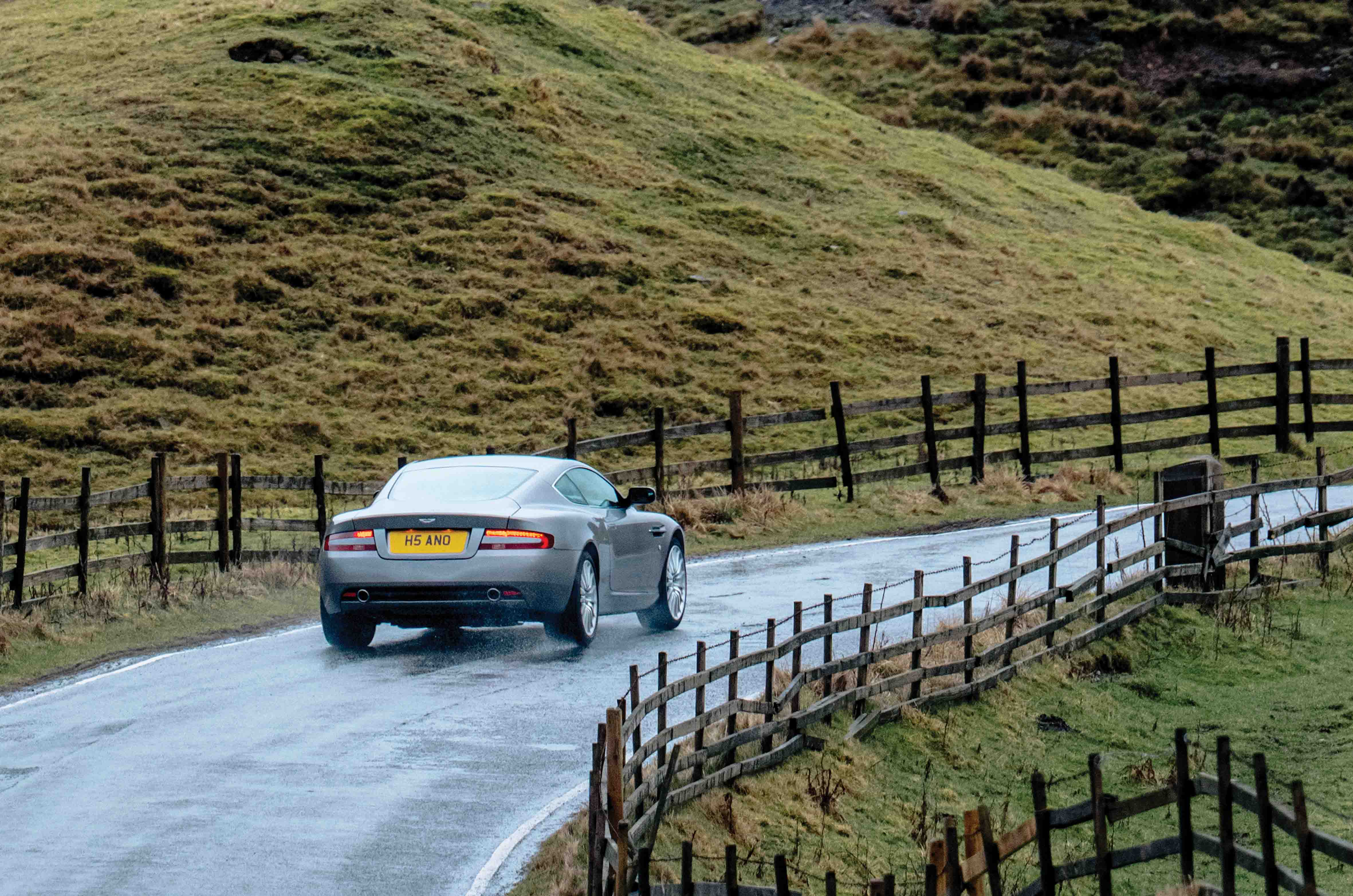 Classic & Sports Car – Aston Martin DB9: the V12 super-GT you can buy from £20k